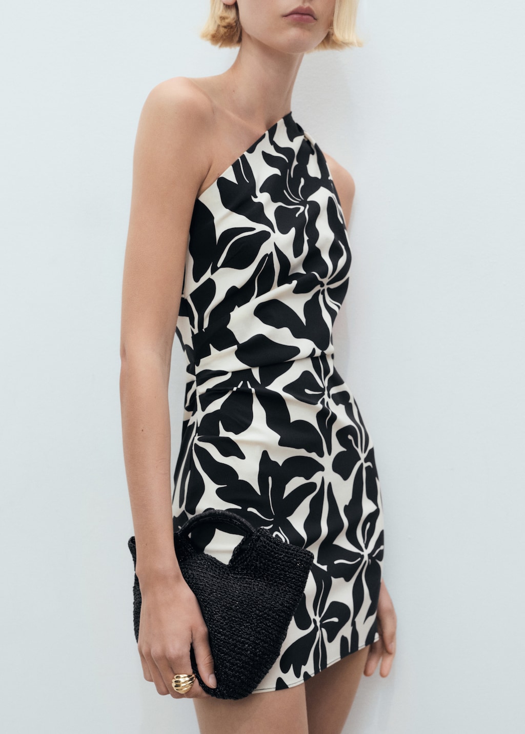 Asymmetrical pleated dress - Women | MANGO USA