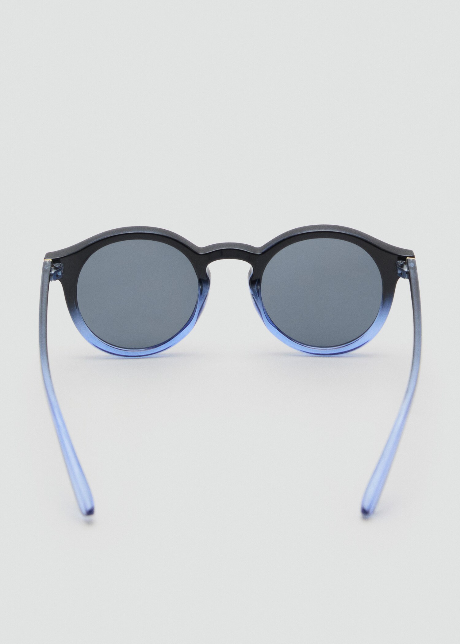 Semi-transparent frame sunglasses - Details of the article 1