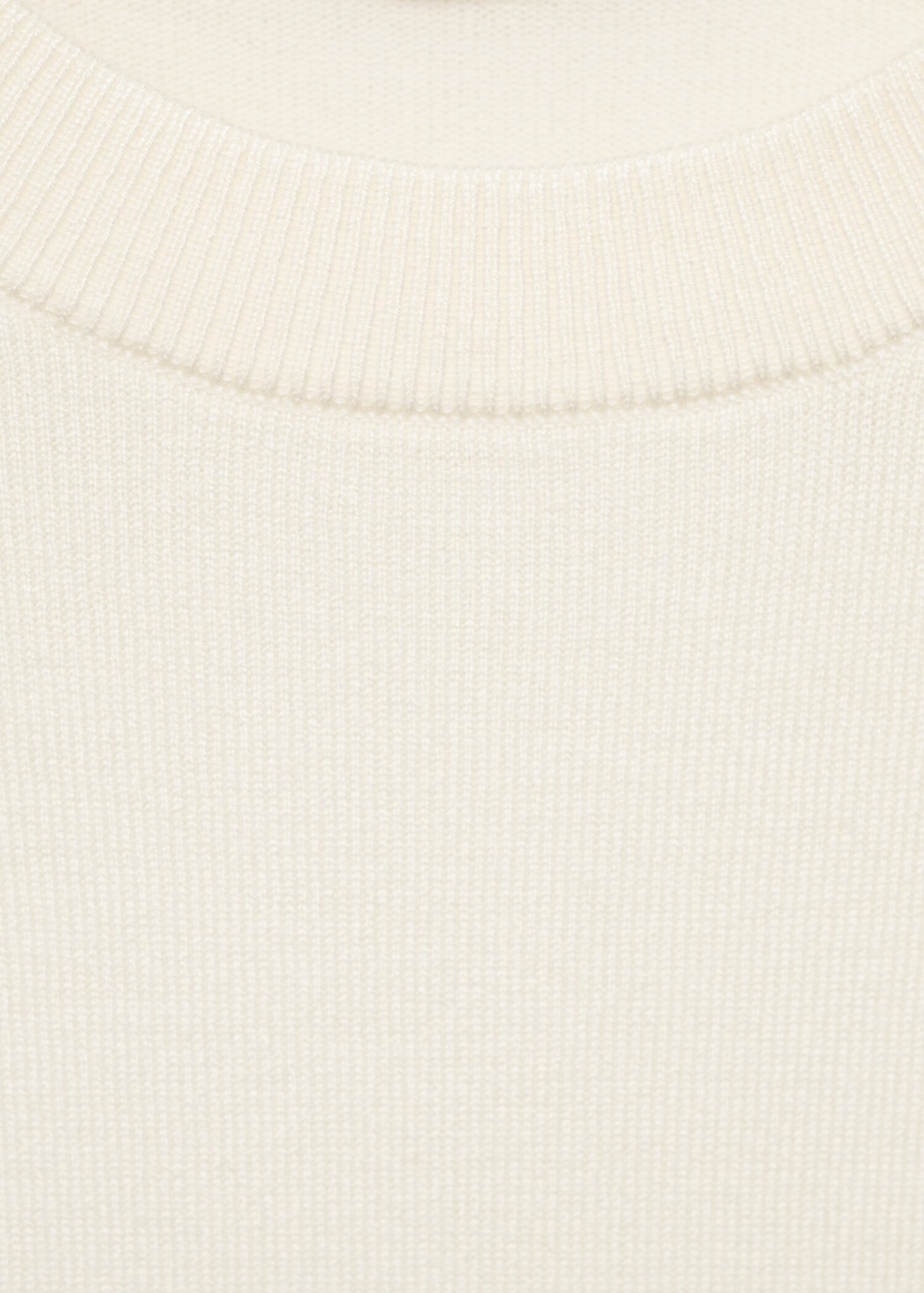 Short-sleeved fine-knit sweater - Details of the article 0