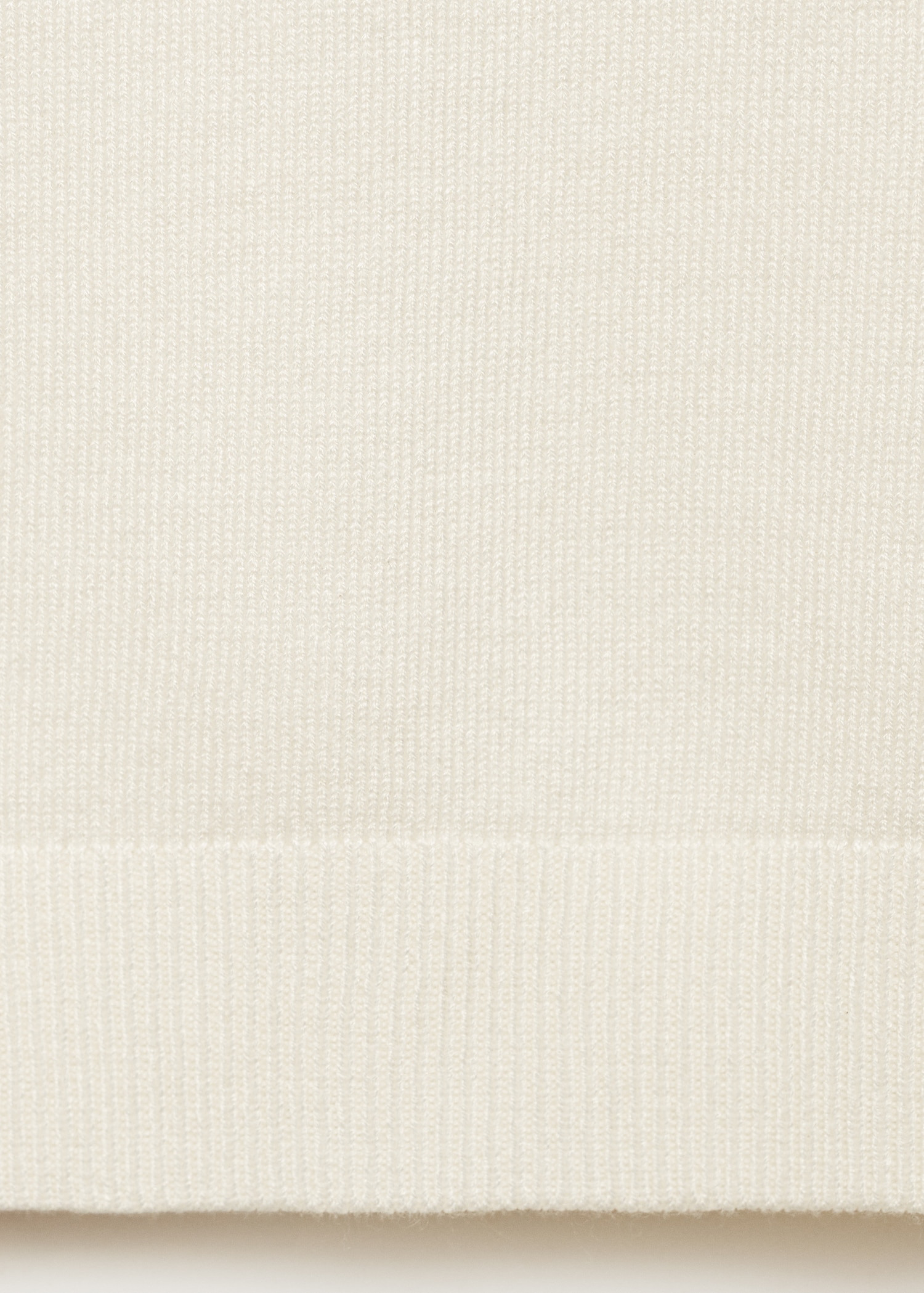 Short-sleeved fine-knit sweater - Details of the article 8