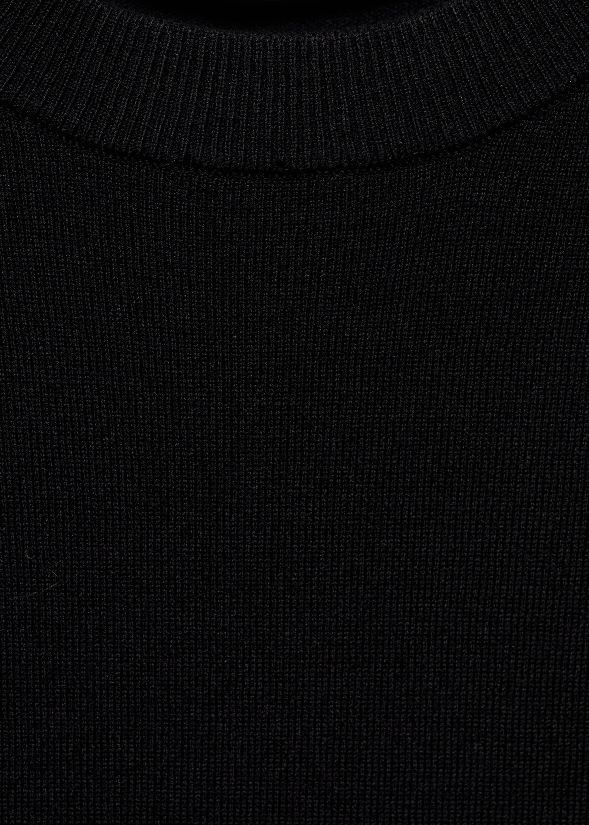 Short-sleeved fine-knit sweater - Details of the article 8