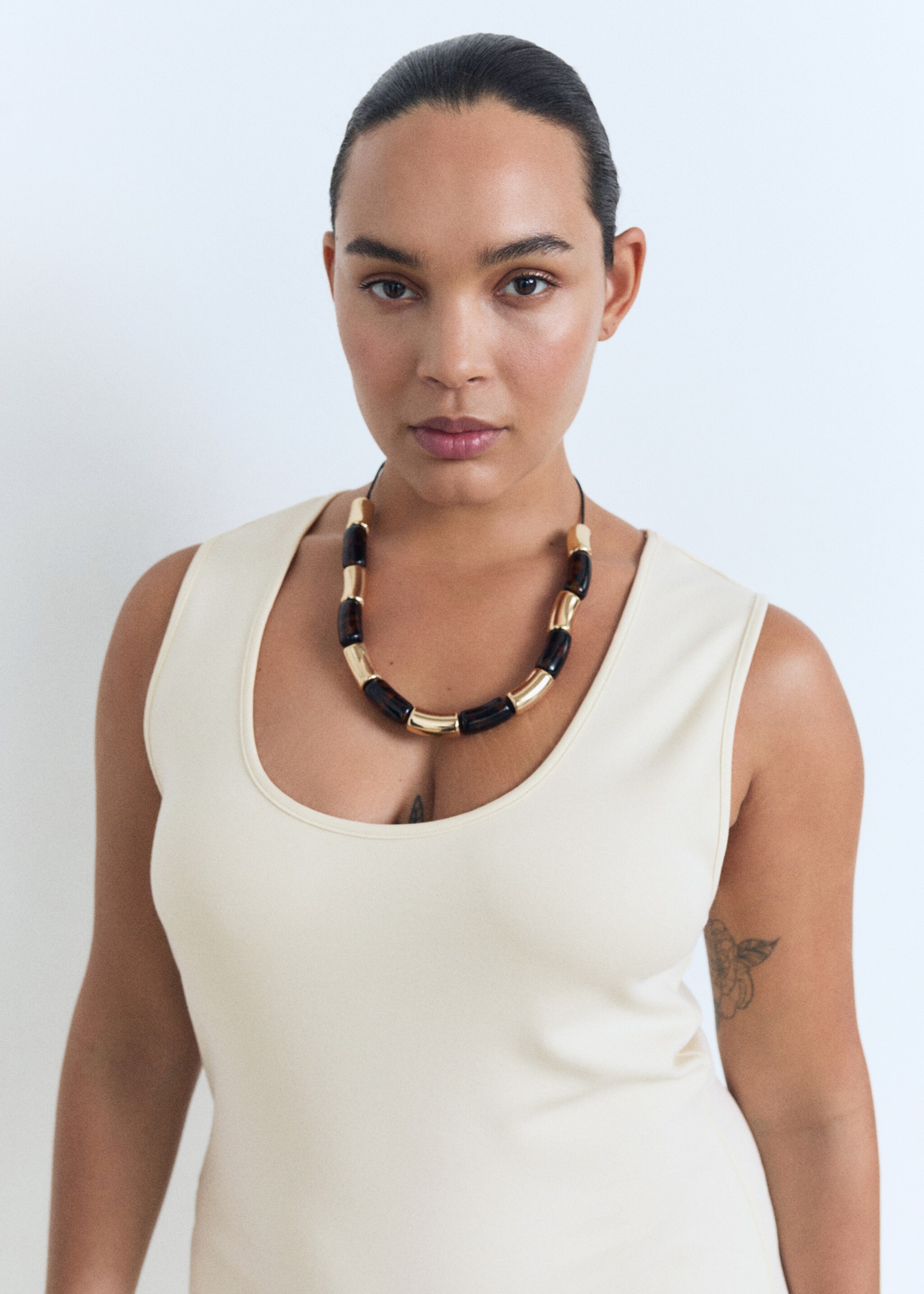 Fitted midi-dress - Details of the article 4