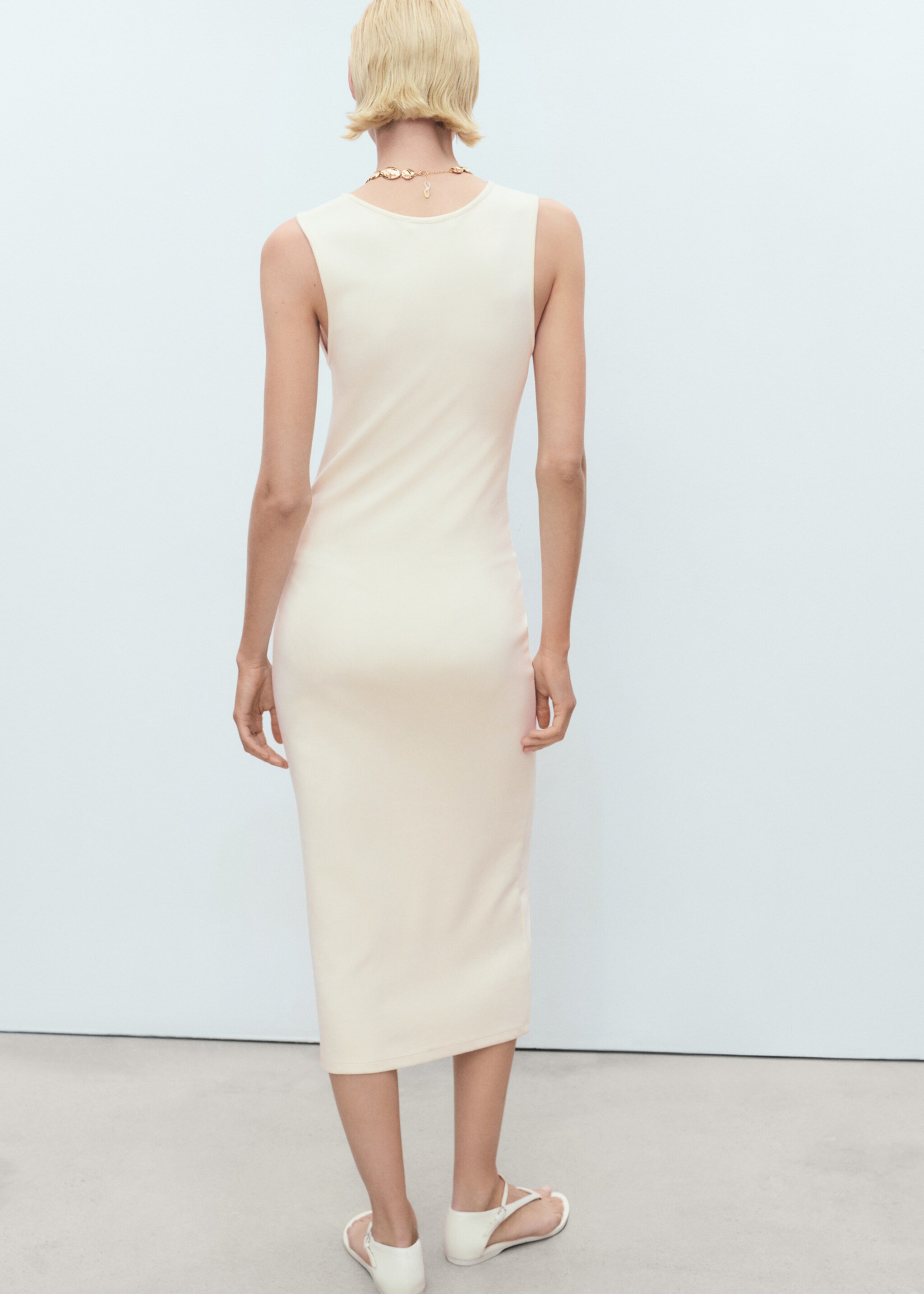 Fitted midi-dress - Reverse of the article
