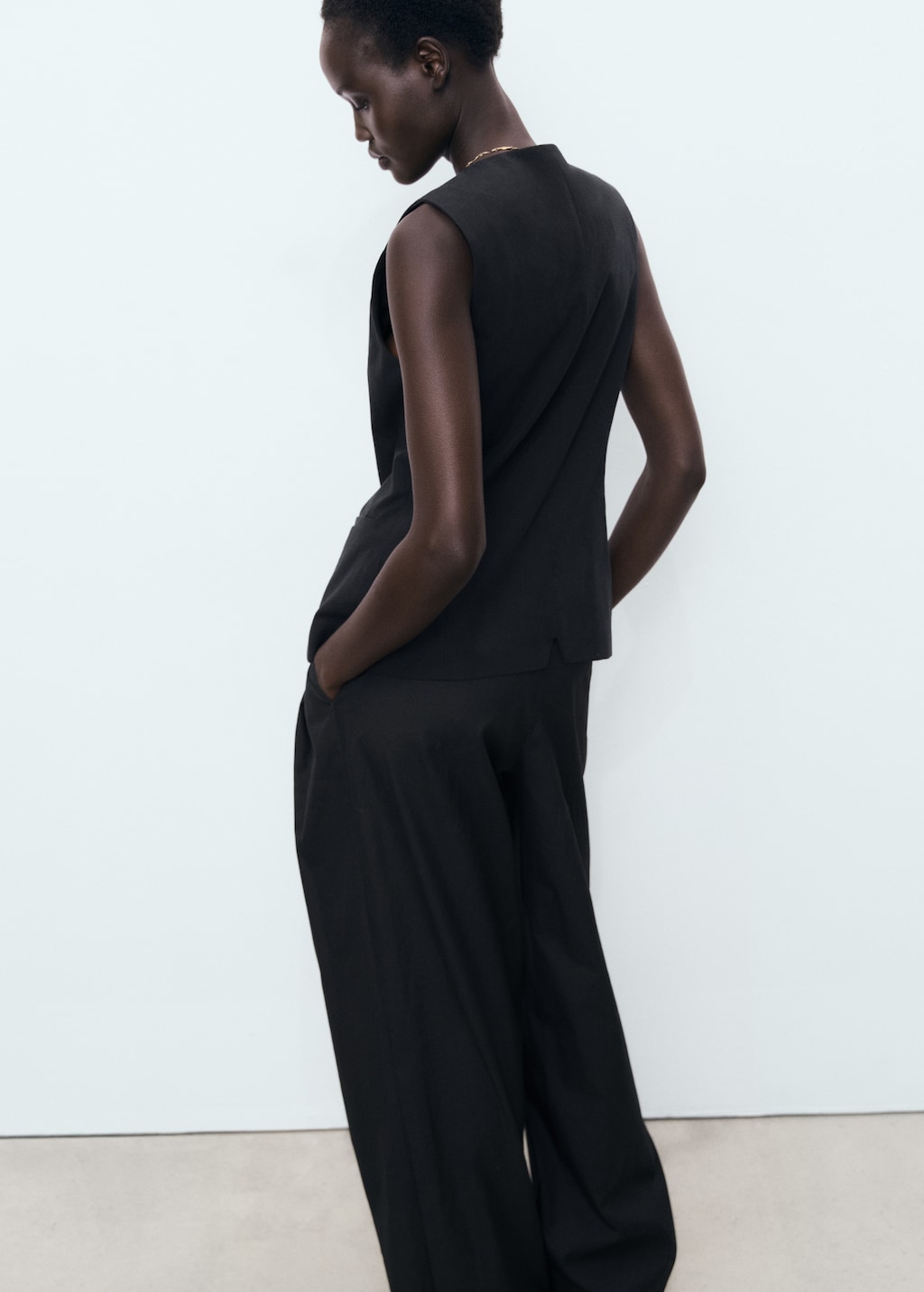 Suit waistcoat with buttons - Women | MANGO India