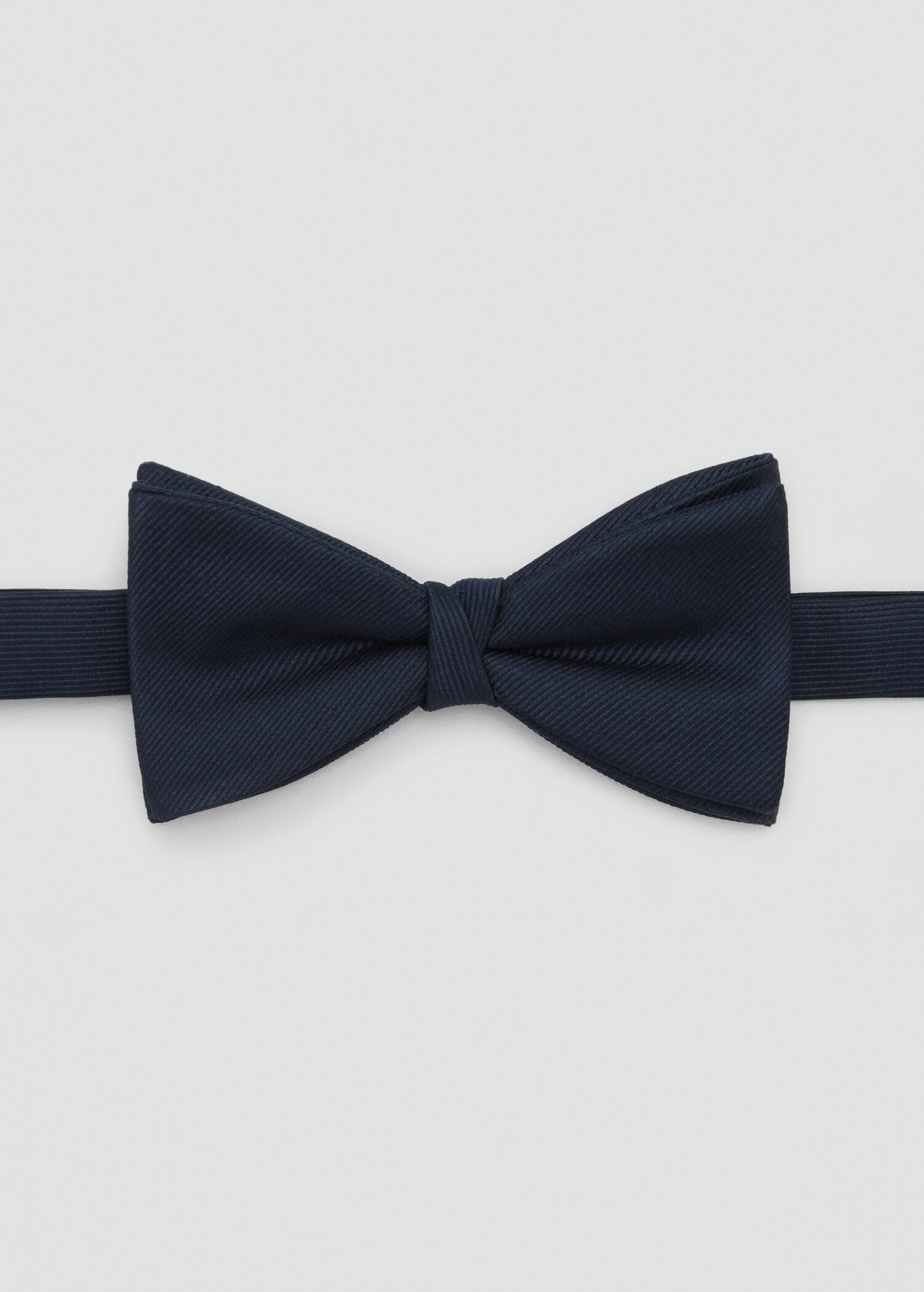 Classic bow tie with microstructure - Article without model