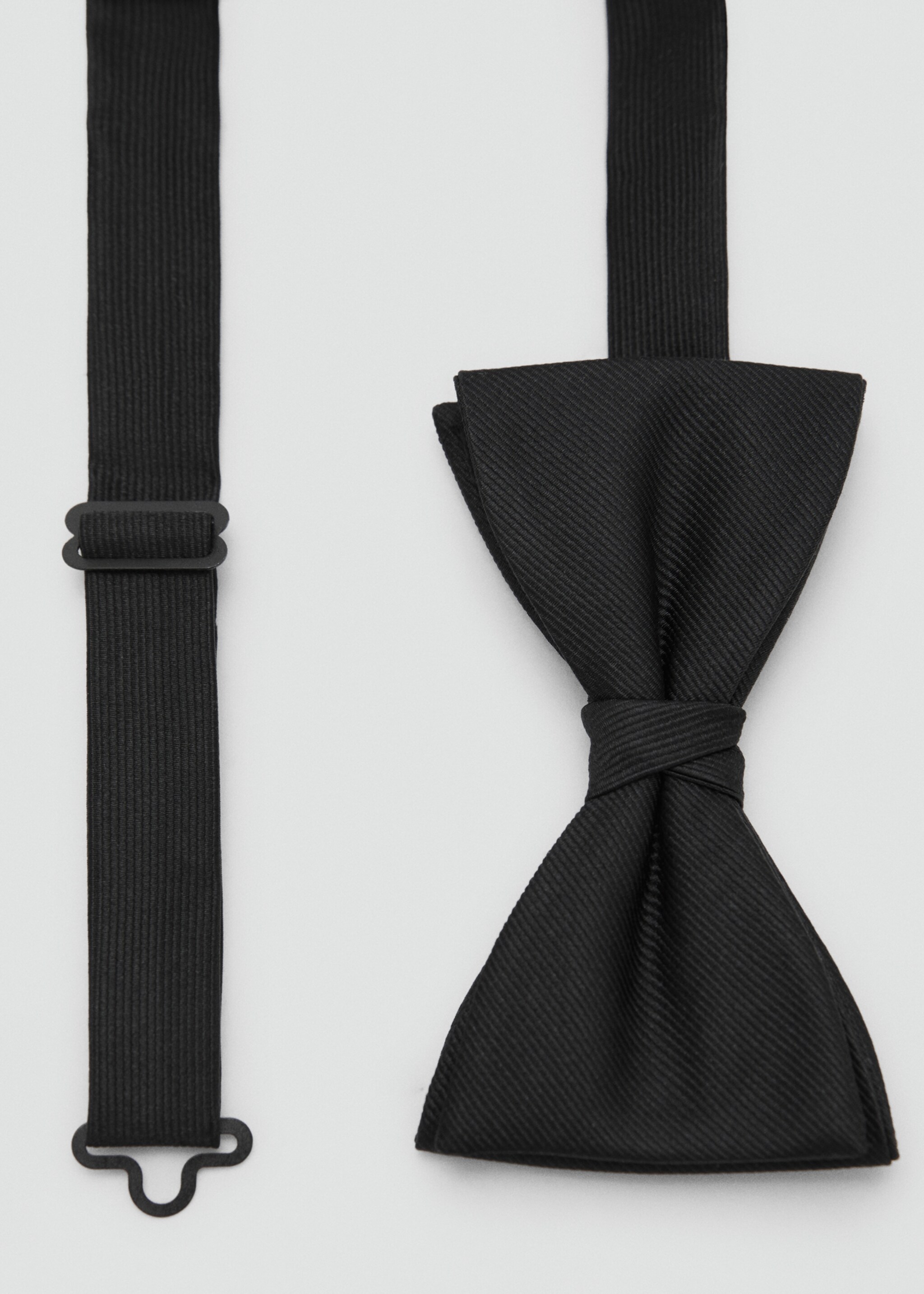 Classic bow tie with microstructure - Medium plane