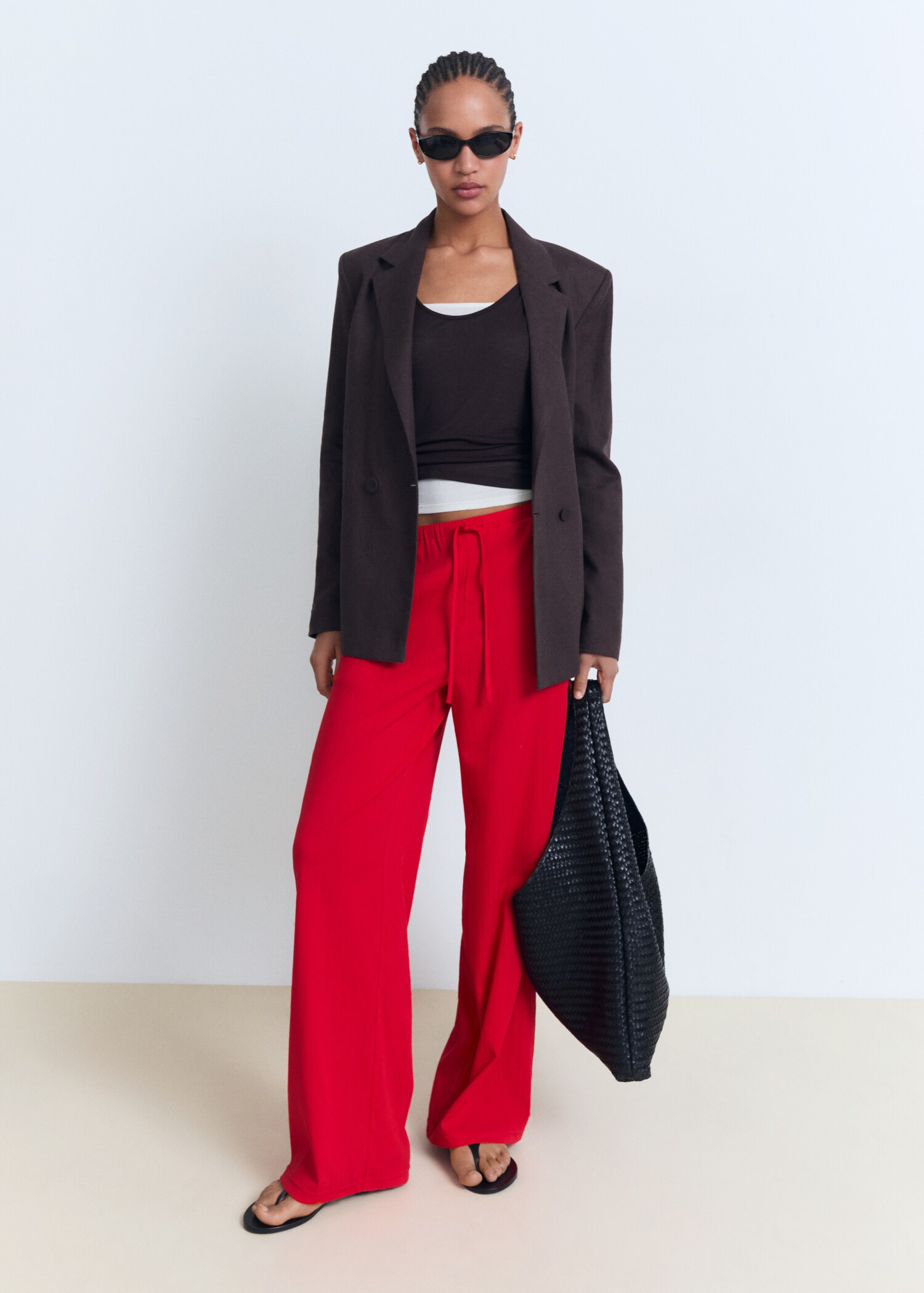 Drawstring straight trousers - Details of the article 1