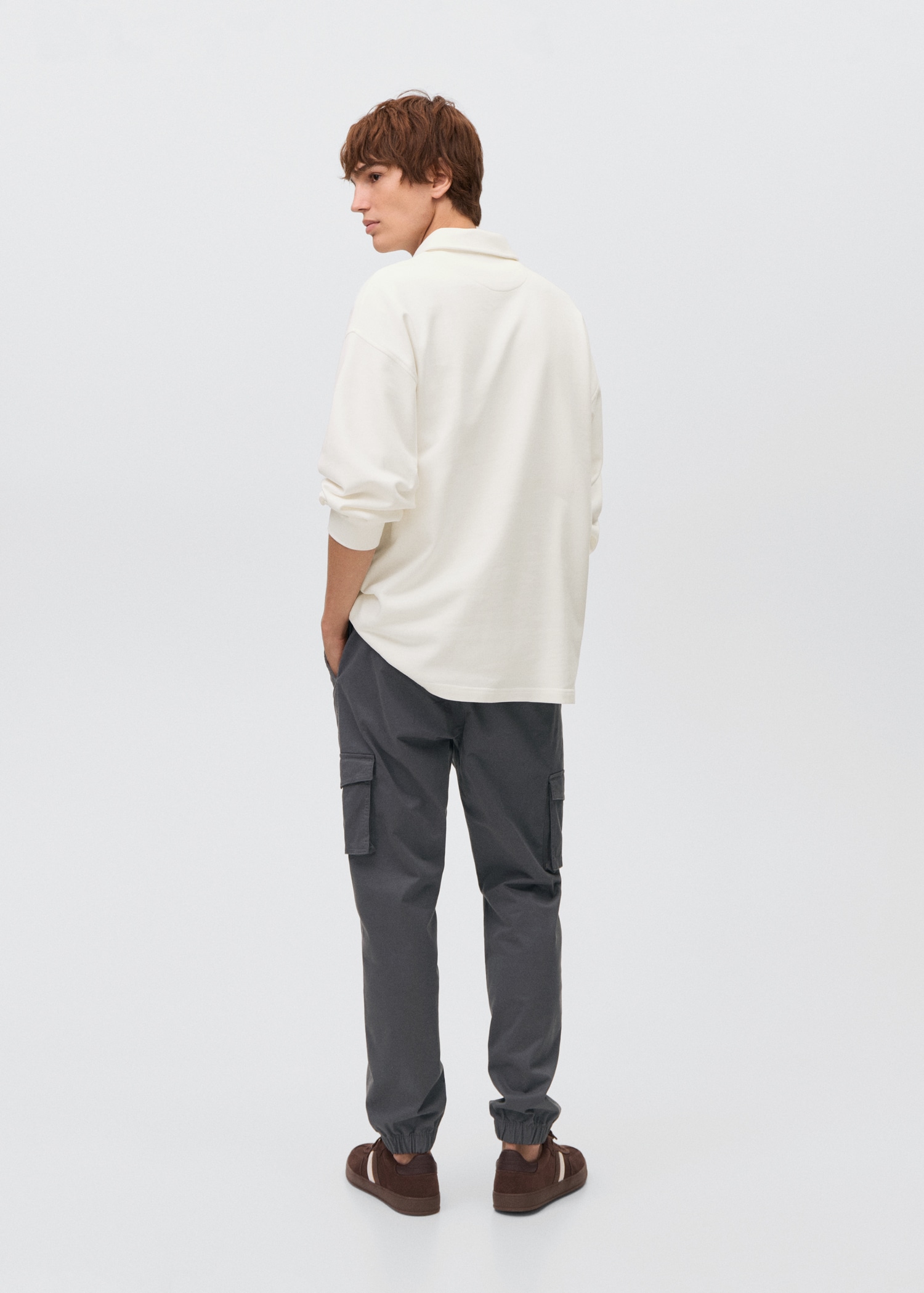 Polo-neck sweatshirt - Reverse of the article