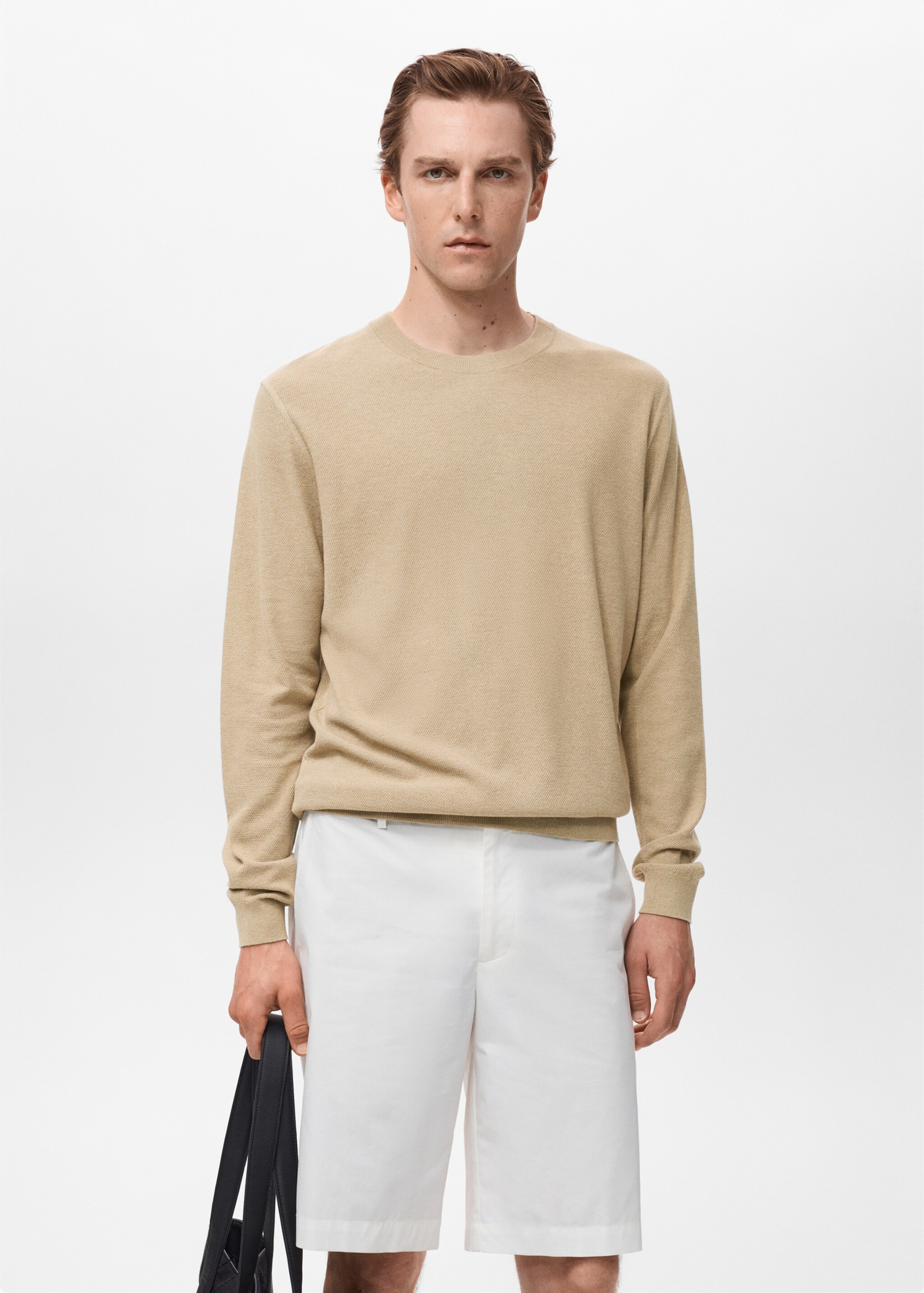 Pull-over en maille fine - Plan moyen
