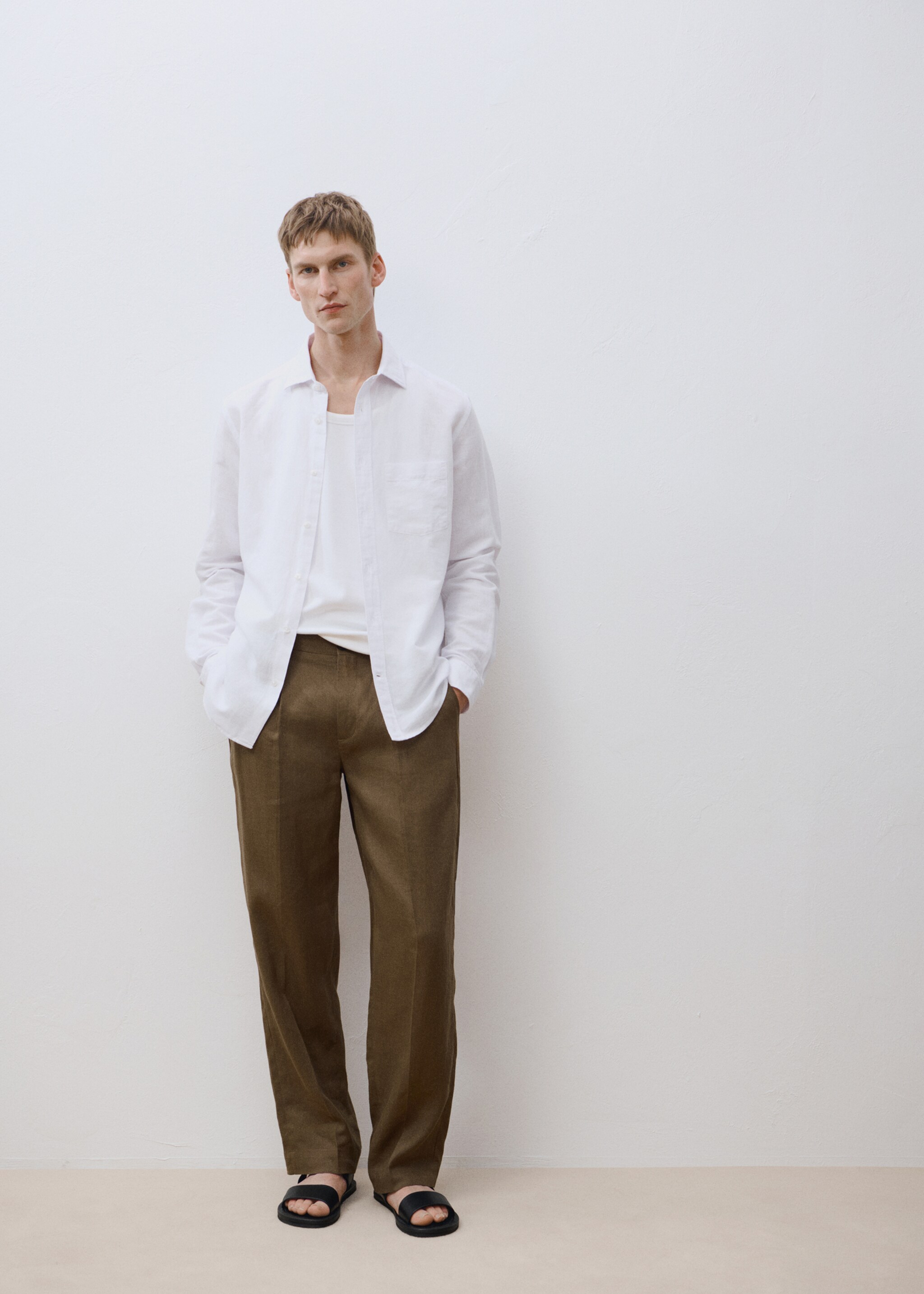 Pocket linen shirt - Details of the article 5
