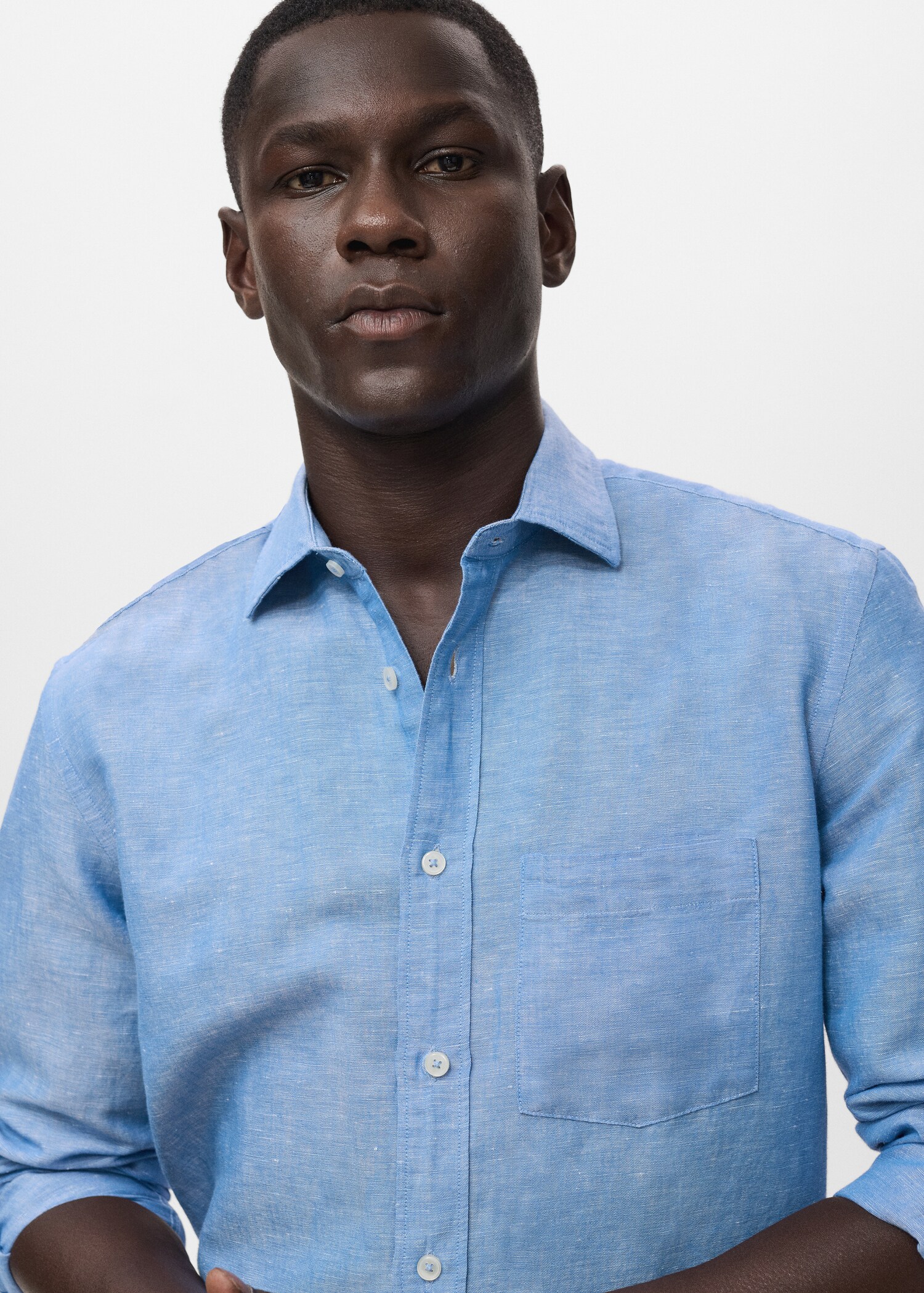 Pocket linen shirt - Details of the article 1