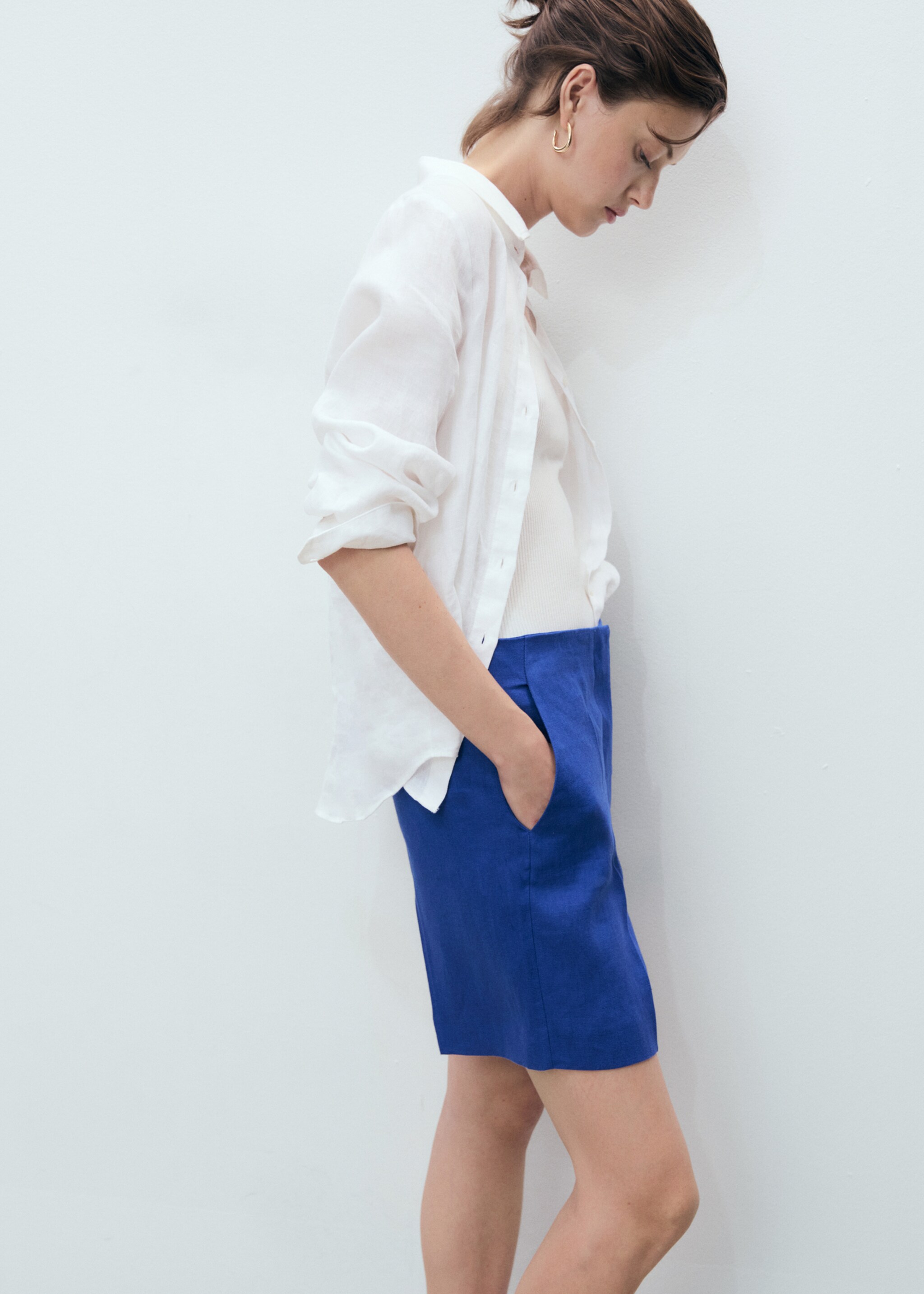Straight-fit linen shorts - Details of the article 1