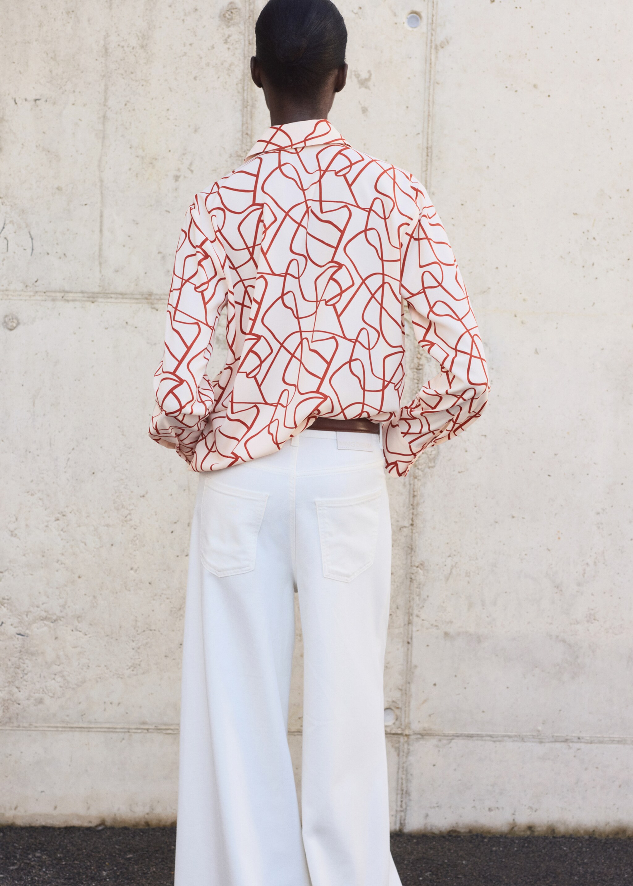 Printed straight shirt - Reverse of the article