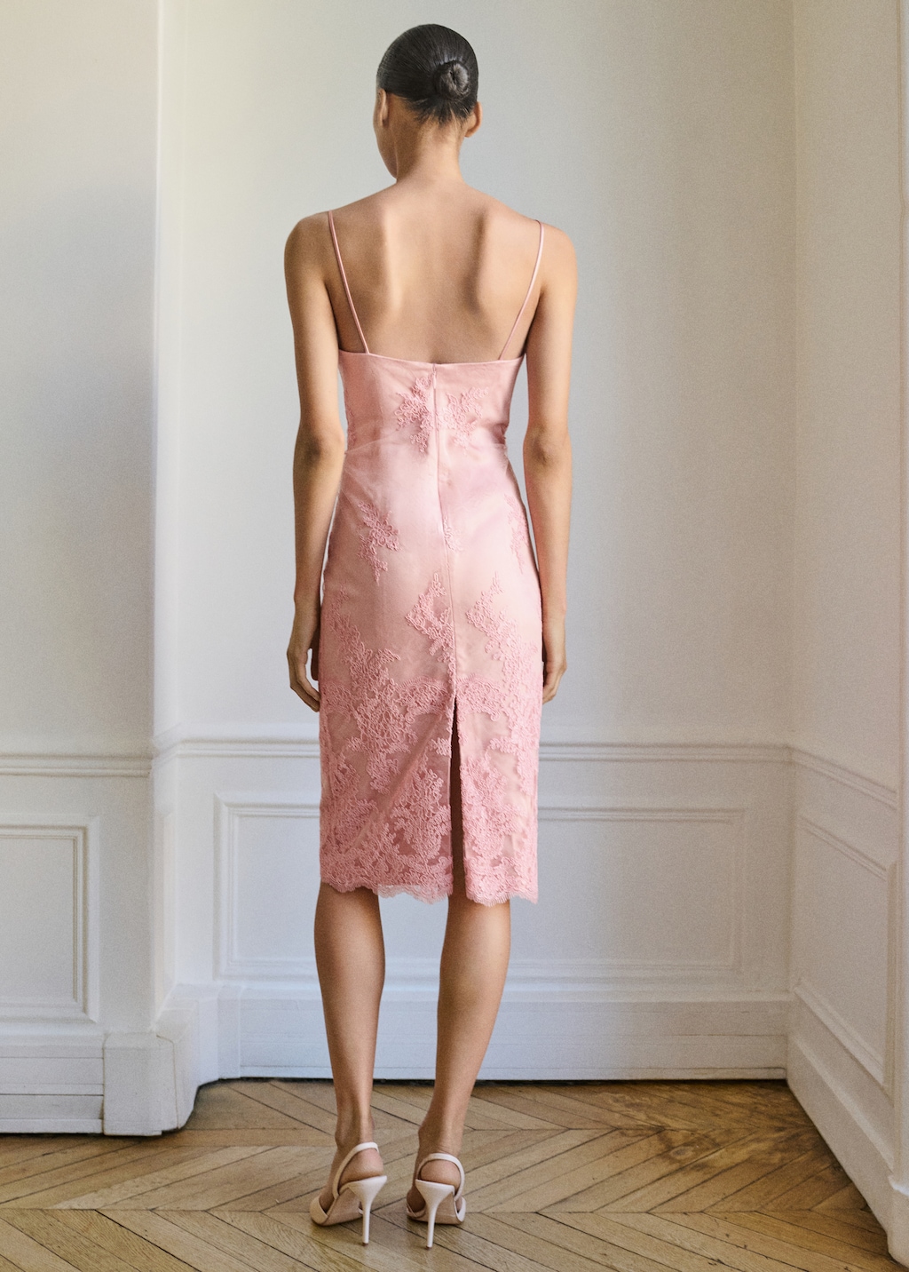 Lace dress with structured neckline