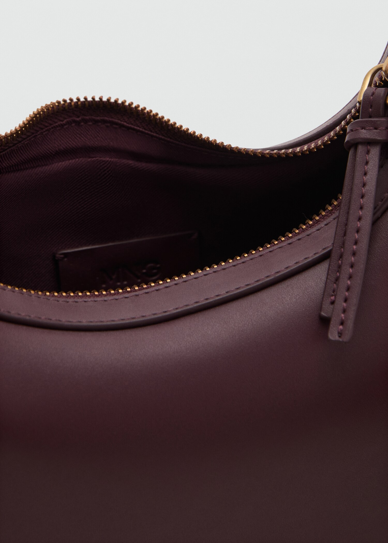 Bolso bandolera ovalado - Detalle del artículo 2