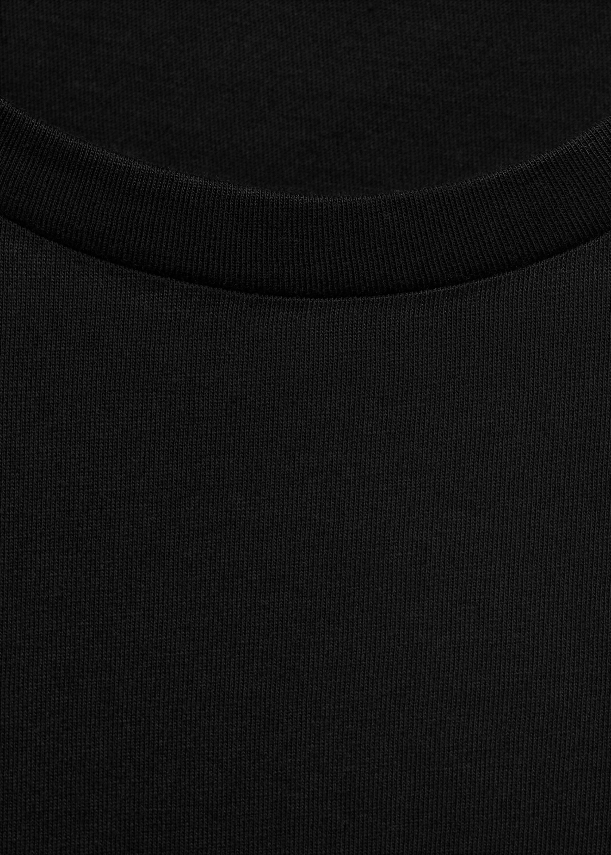Cotton short-sleeved t-shirt - Details of the article 8
