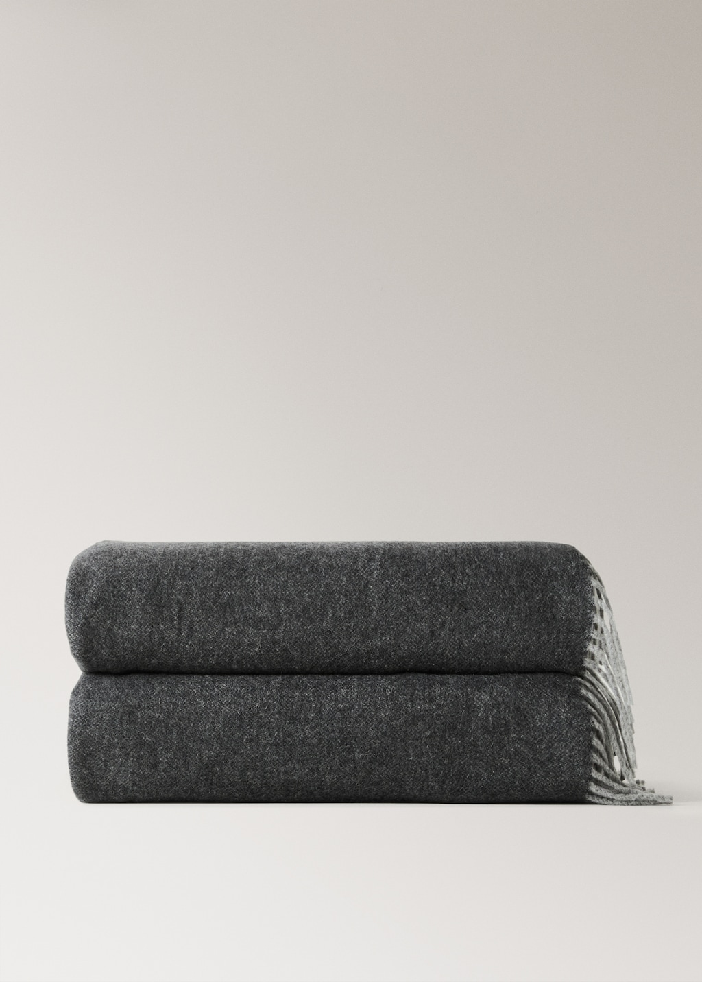 100% cashmere two-tone blanket