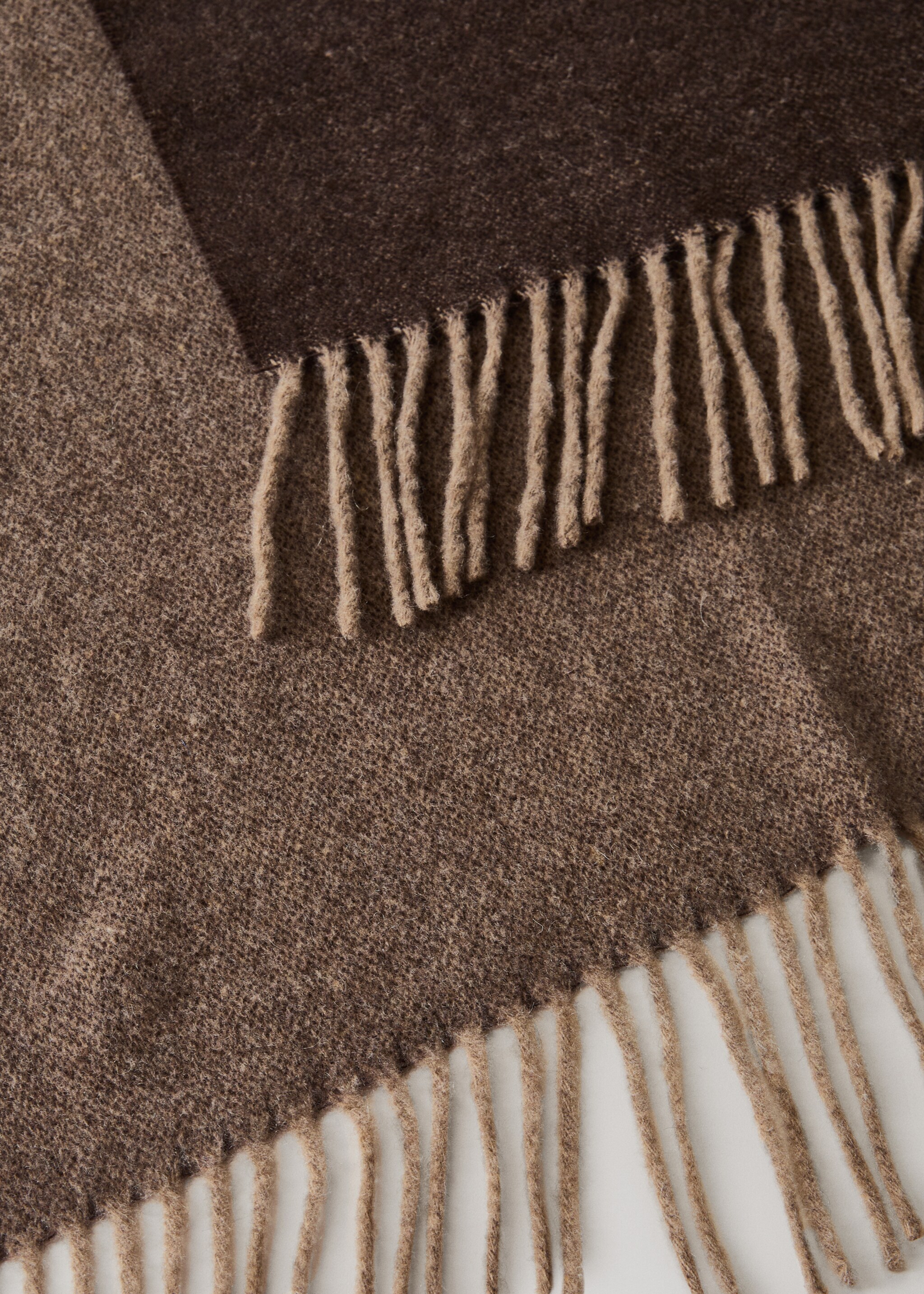 100% cashmere double-sided blanket - Details of the article 1, Light/Pastel Brown. Ref: 17091527-00.