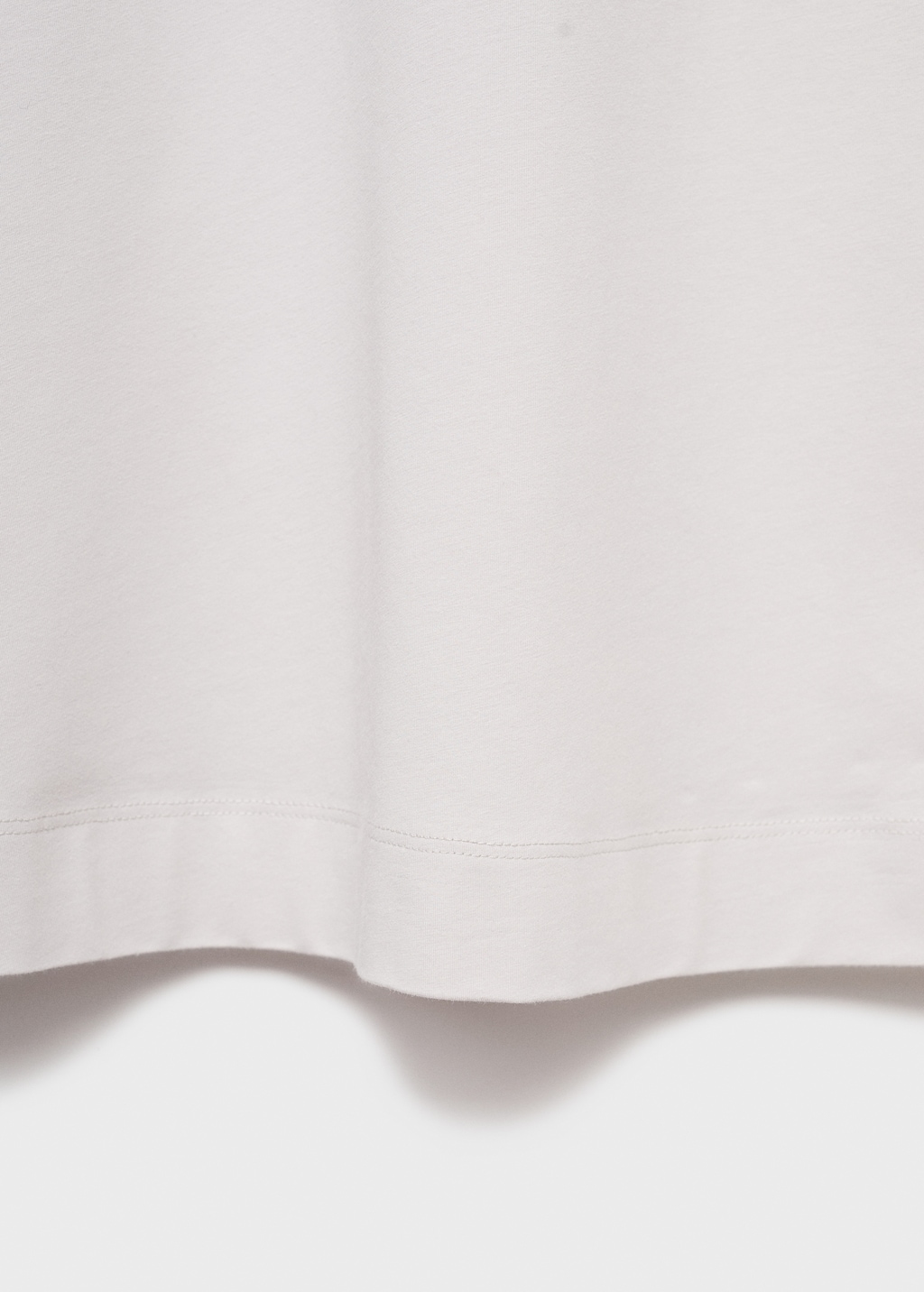 Fluid cotton nightdress with lace detailing