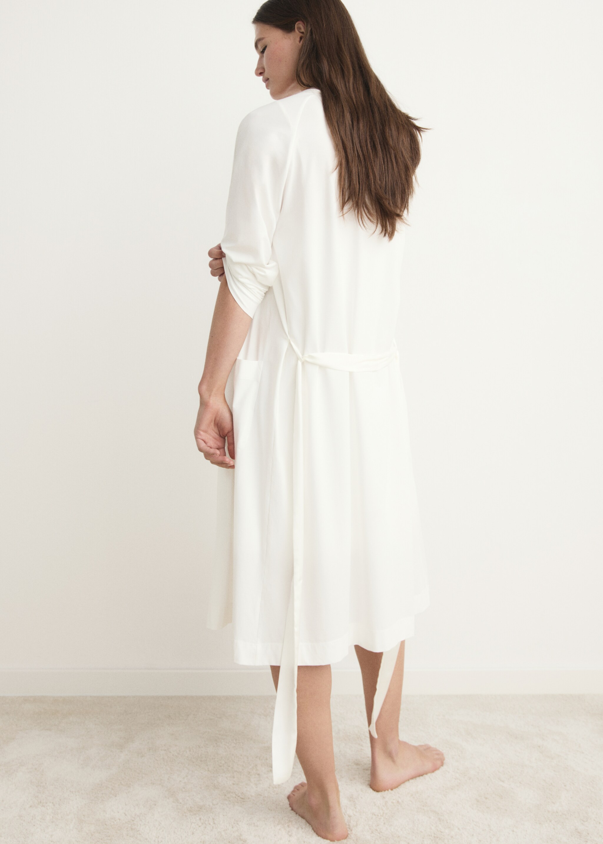 Cotton dressing gown with satin trim - Reverse of the article, White. Ref: 17091539-00.