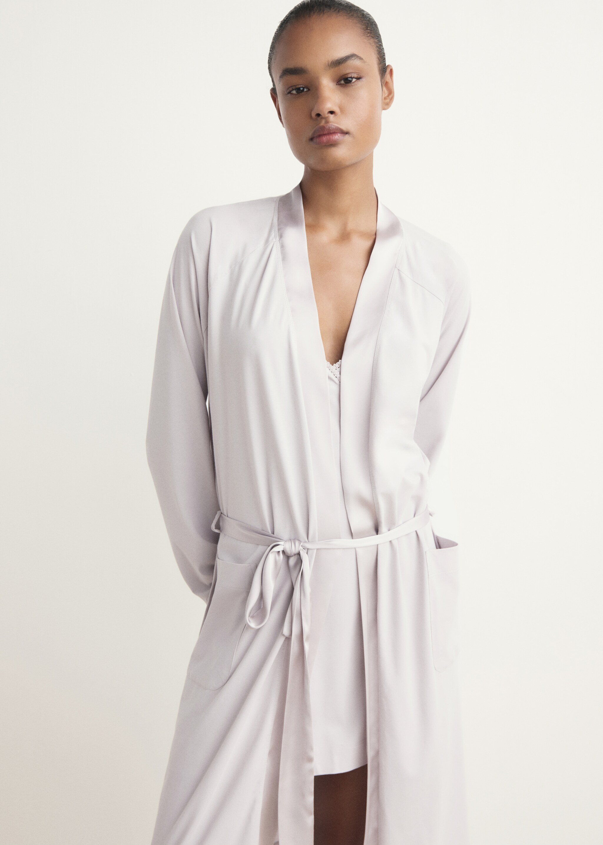 Cotton dressing gown with satin trim - Medium plane, Light/Pastel Grey. Ref: 17091539-00.