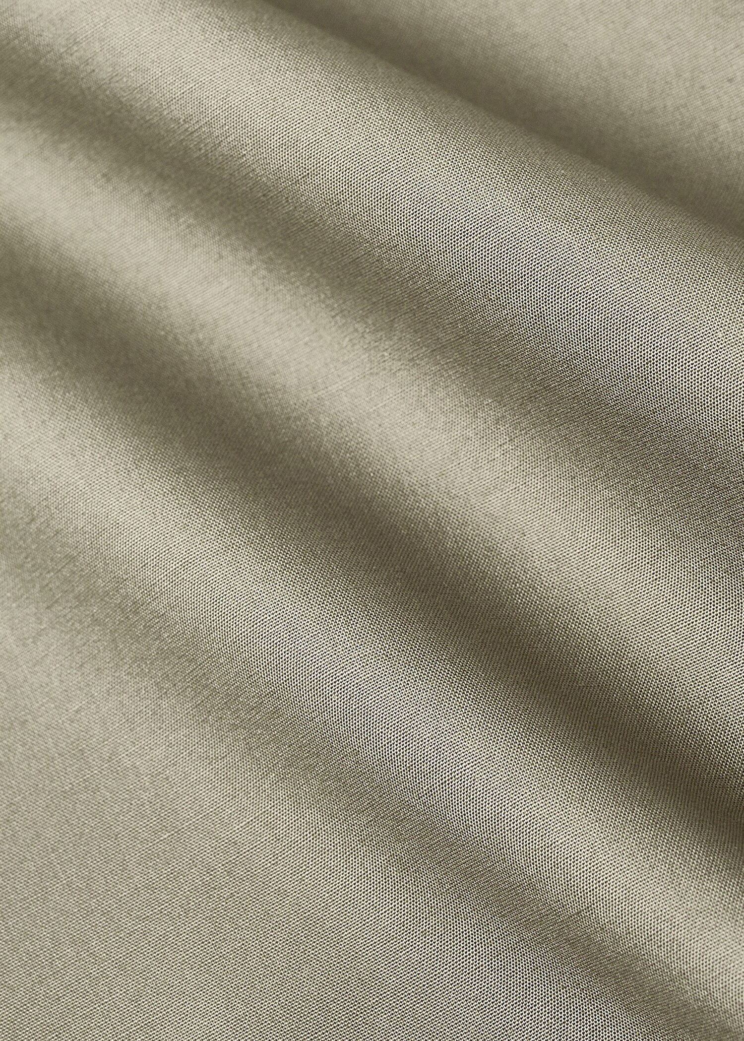 Reversible percale cotton top sheet with contrasting piping for cot - Details of the article 2
