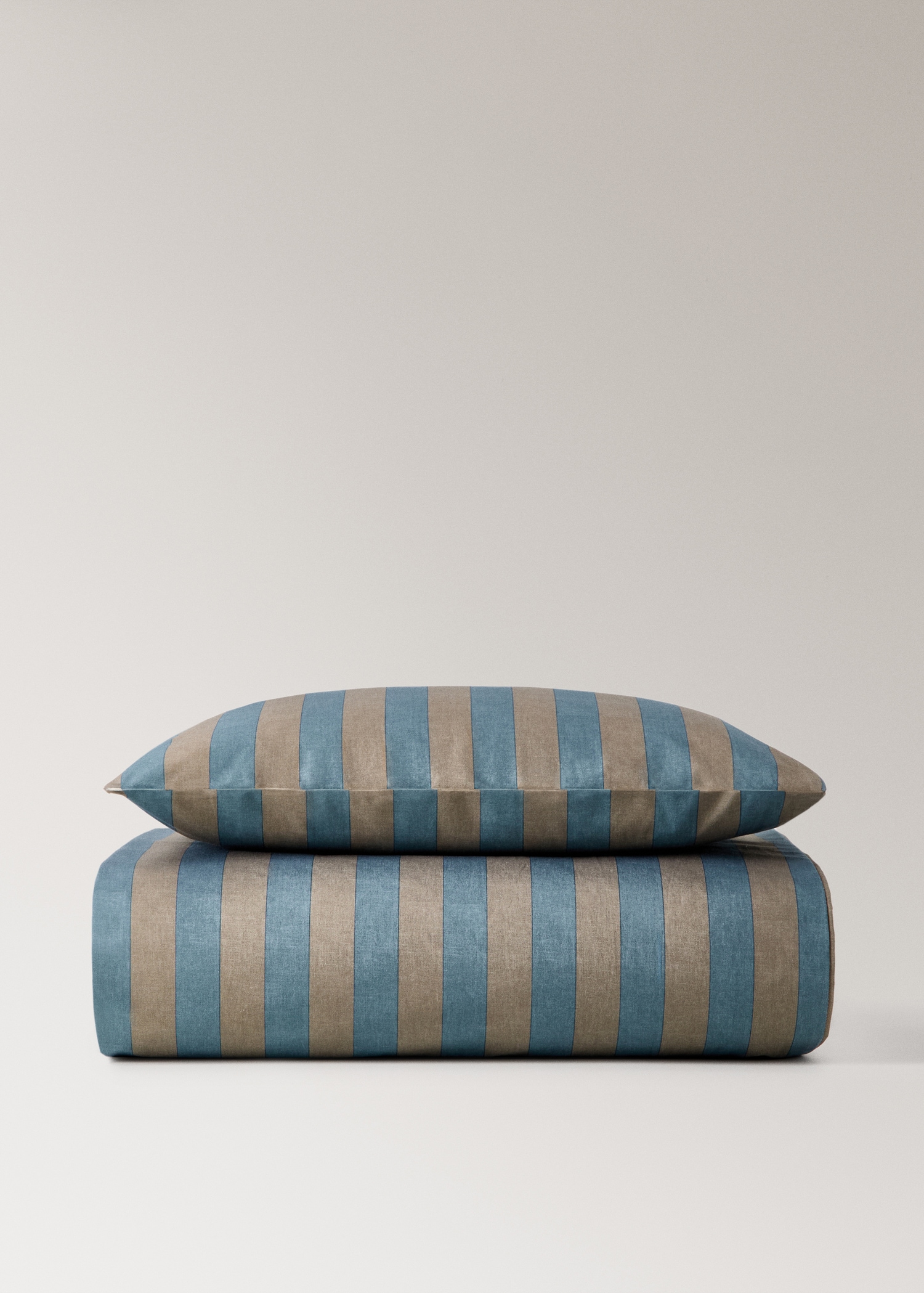 Kodak-striped duvet cover for cot - Article without model