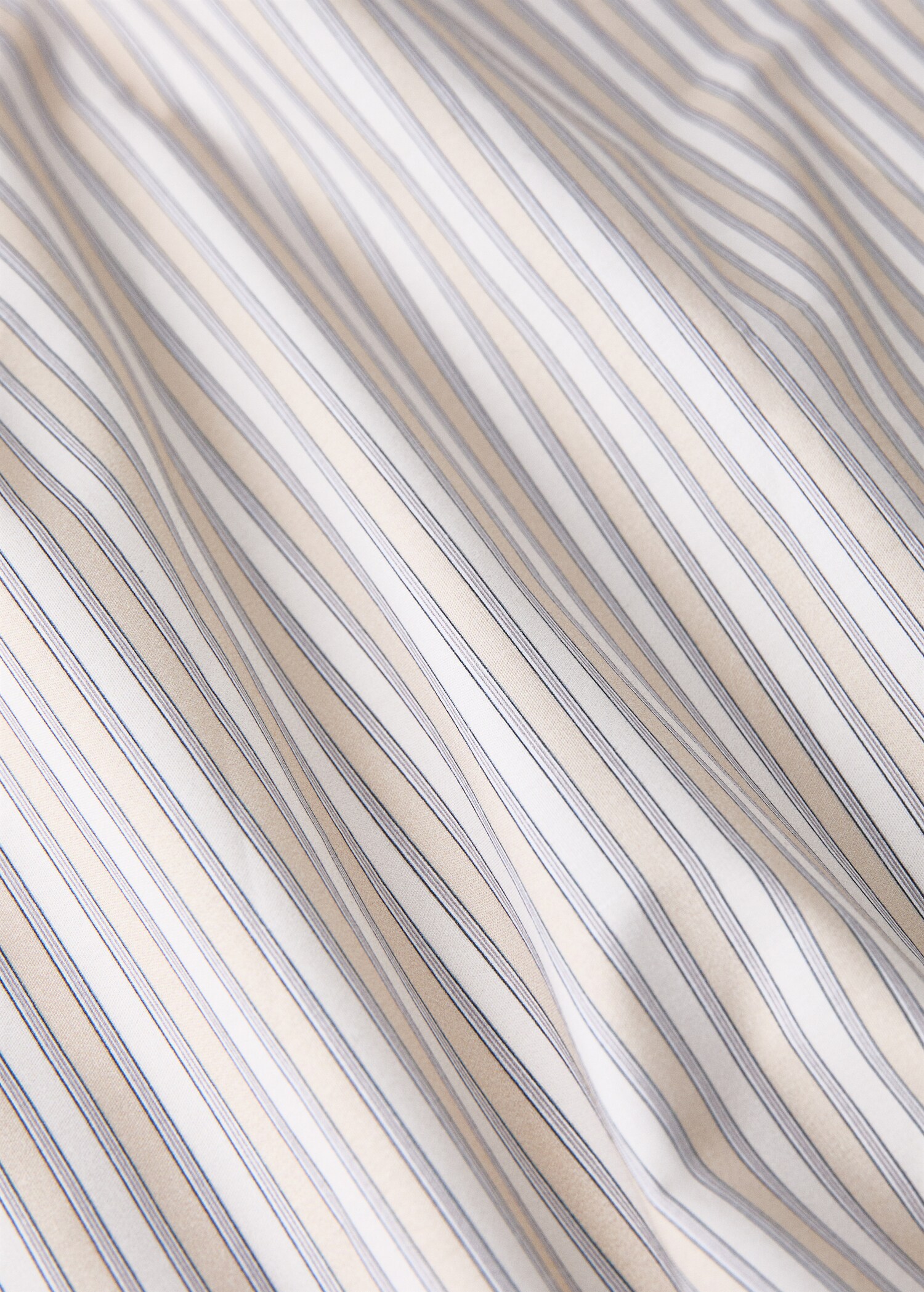 Cot bed top sheet in fine striped printed cotton percale - Details of the article 2