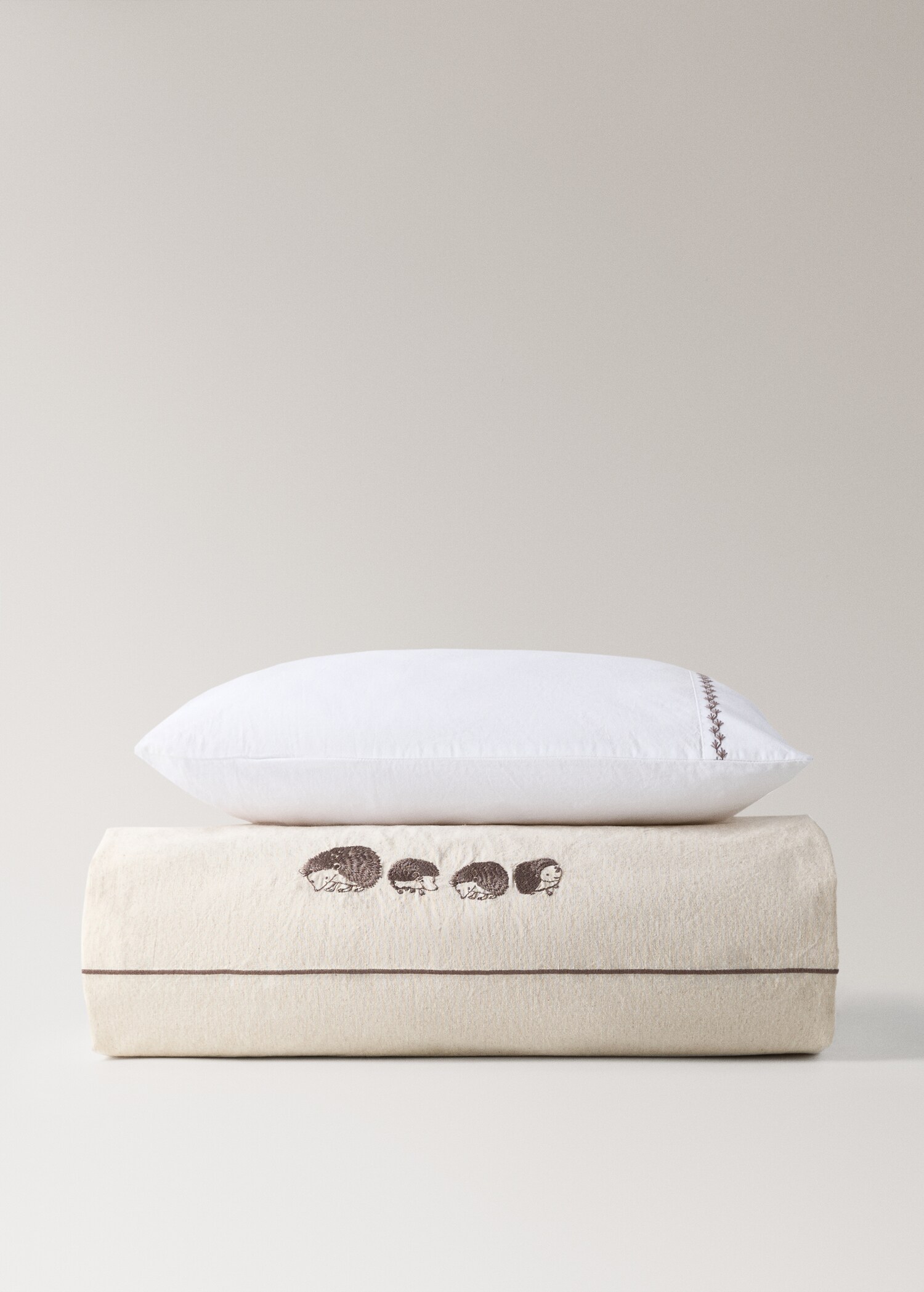 Cotton linen embroidered hedgehog cot duvet cover - Article without model