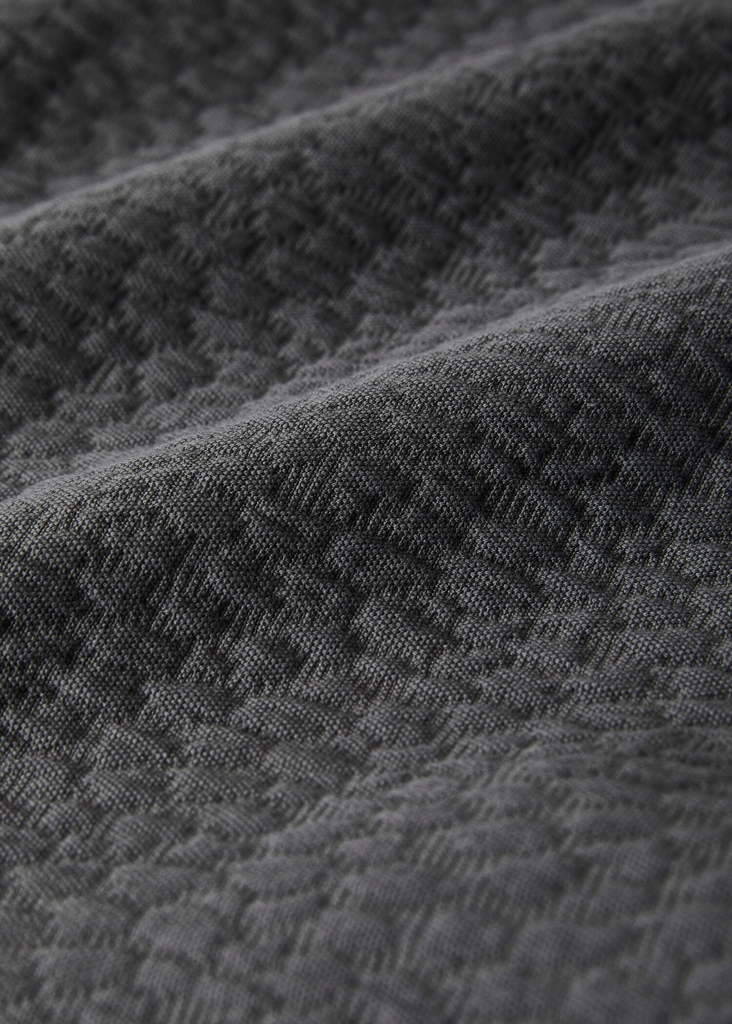 Garment-dyed textured cotton bedspread for 150/160 cm bed - Details of the article 2