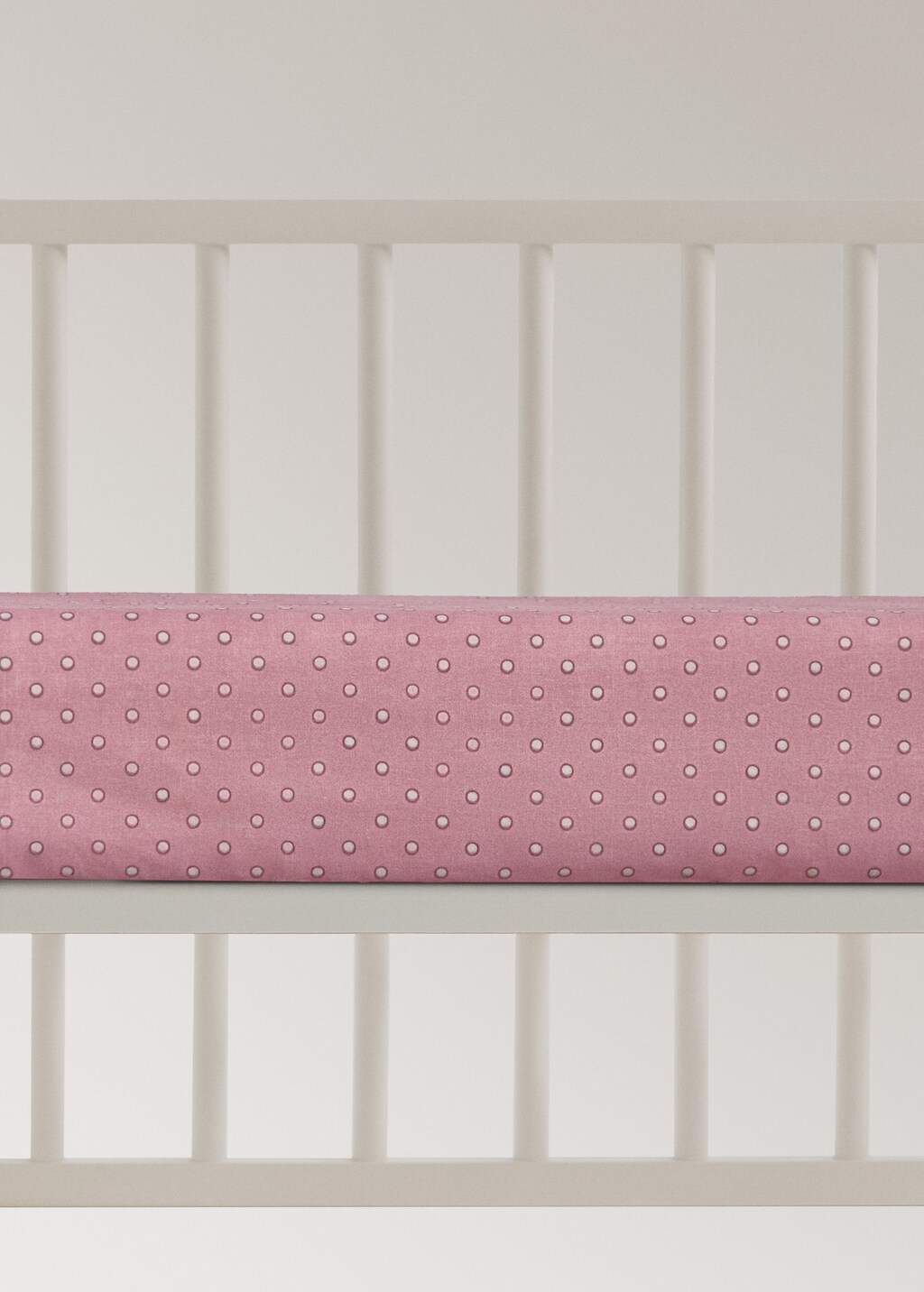 Cotton polka-dot fitted sheet for cot