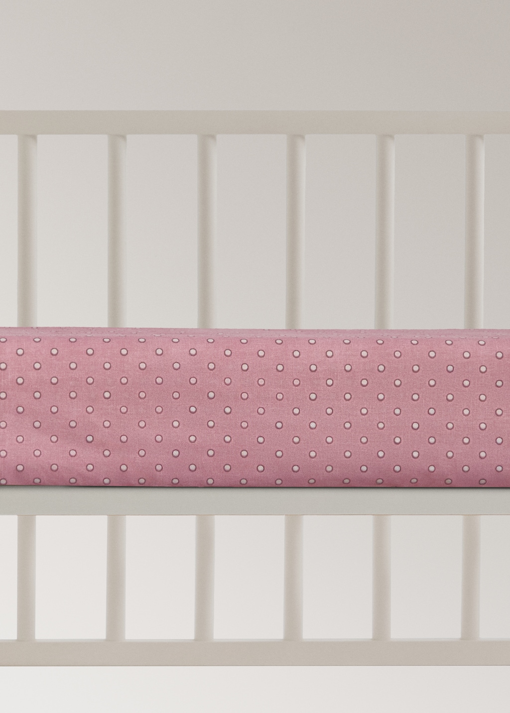 Cotton polka-dot fitted sheet for cot