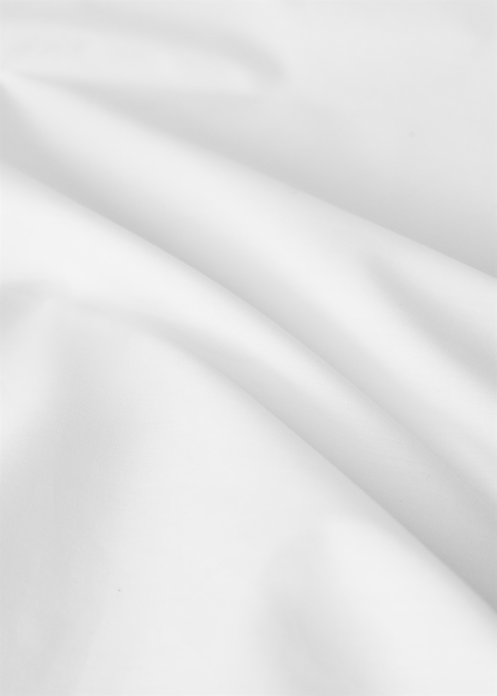 Percale cotton bottom sheet with picueta detail for cot