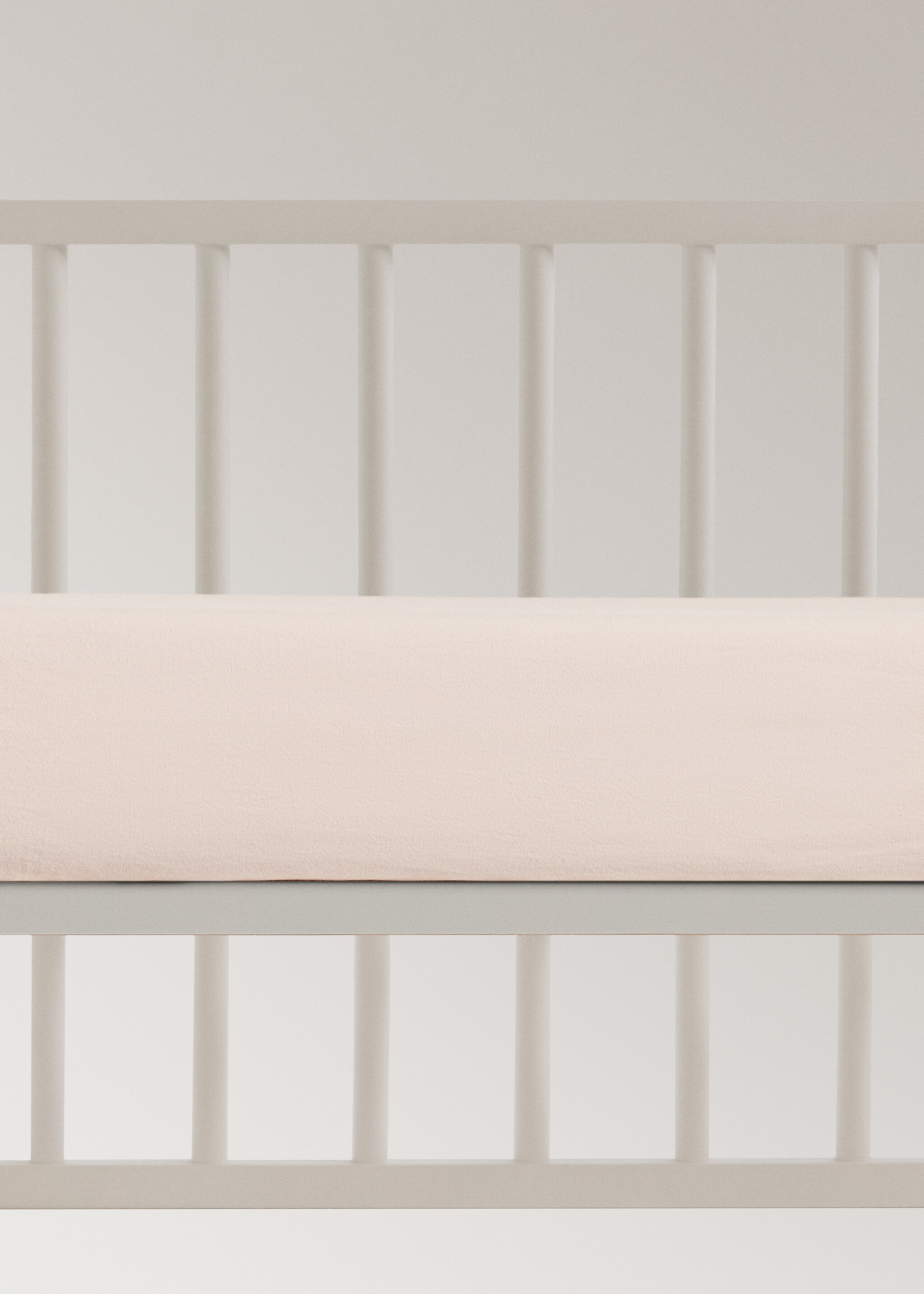 Washed cotton double-stitched fitted sheet for crib - Article without model, Ecru. Ref: 17091564-00.