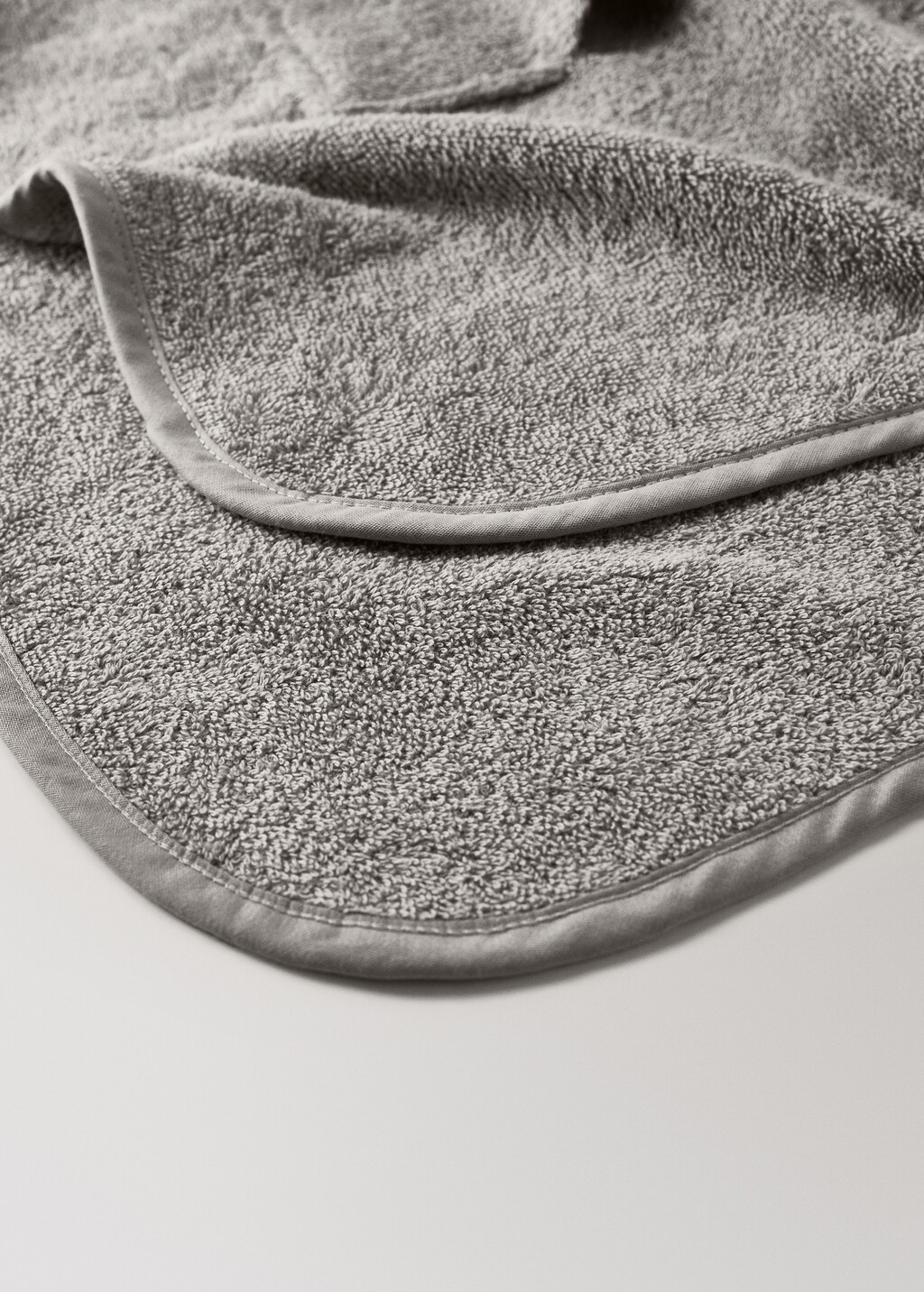 Children's bath poncho with decorative hood detail