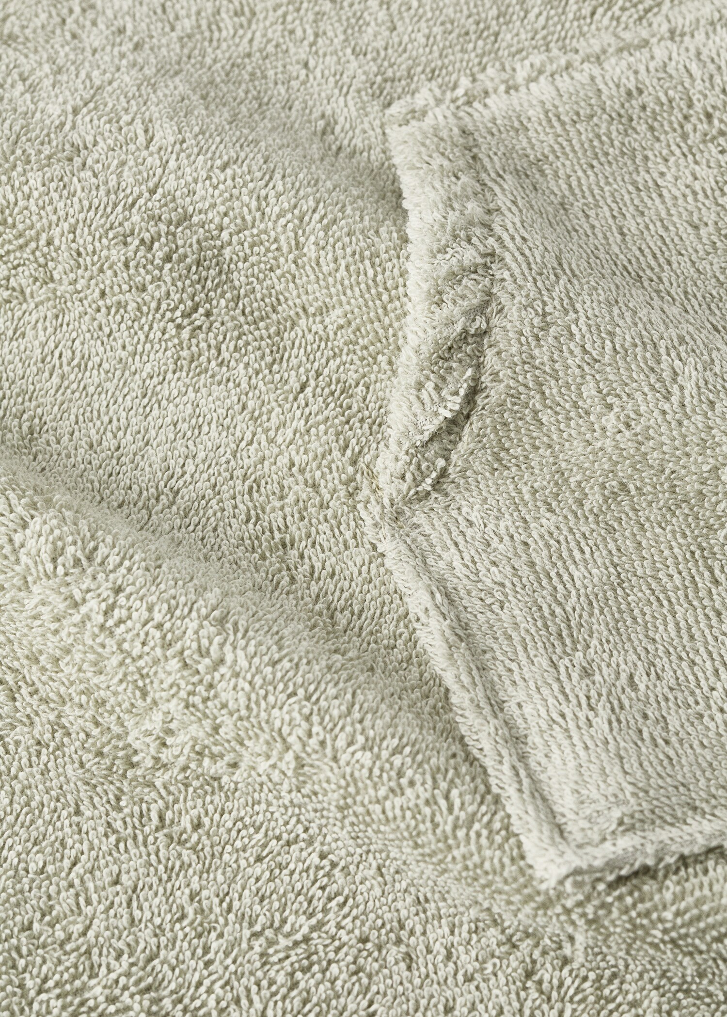 Barnbadrock med dekorativ detalj på huvan - Detaljer om artikeln 3