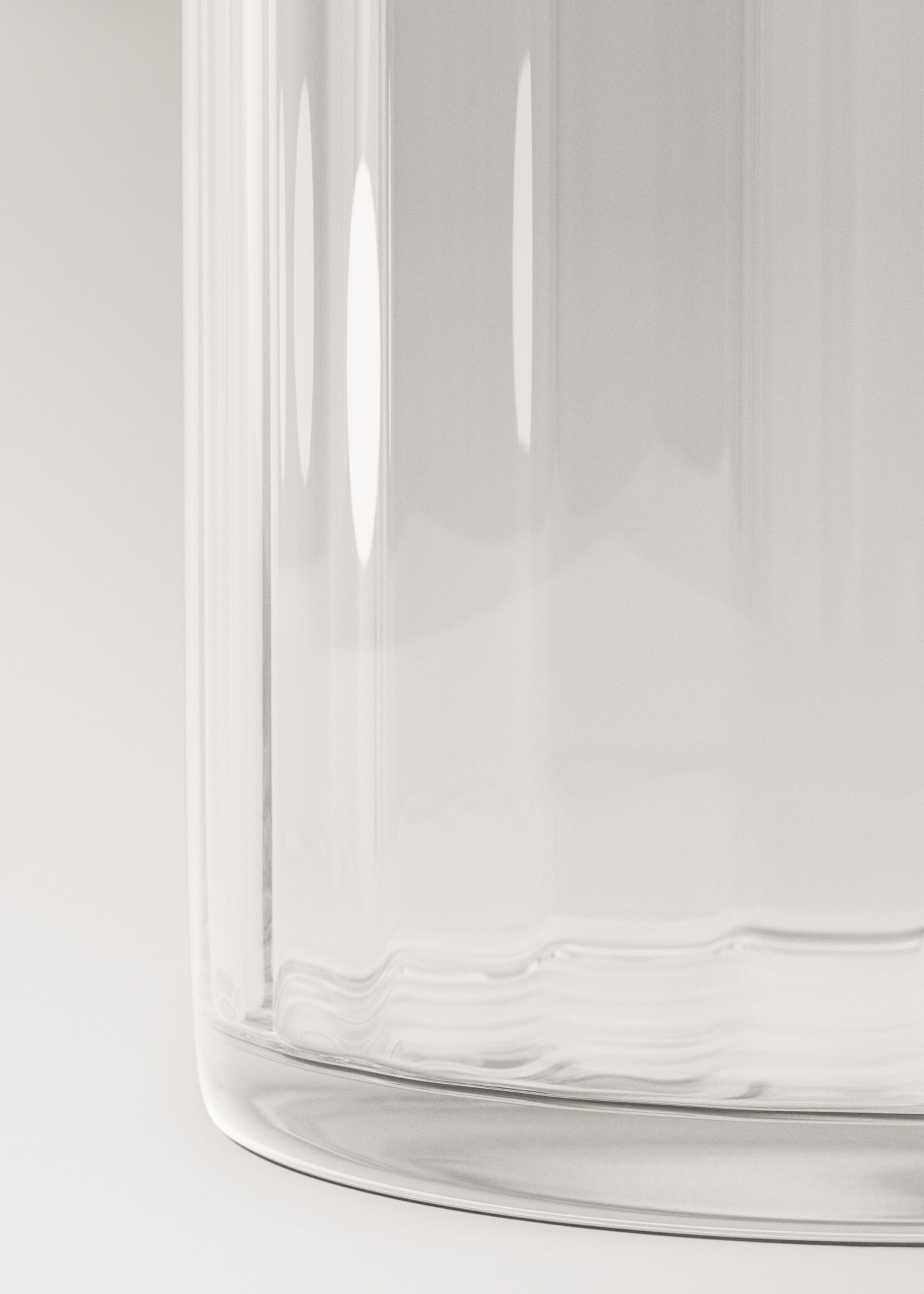 Hand-blown glass vase with stripes - Details of the article 2, Ice Grey. Ref: 17091582-00.