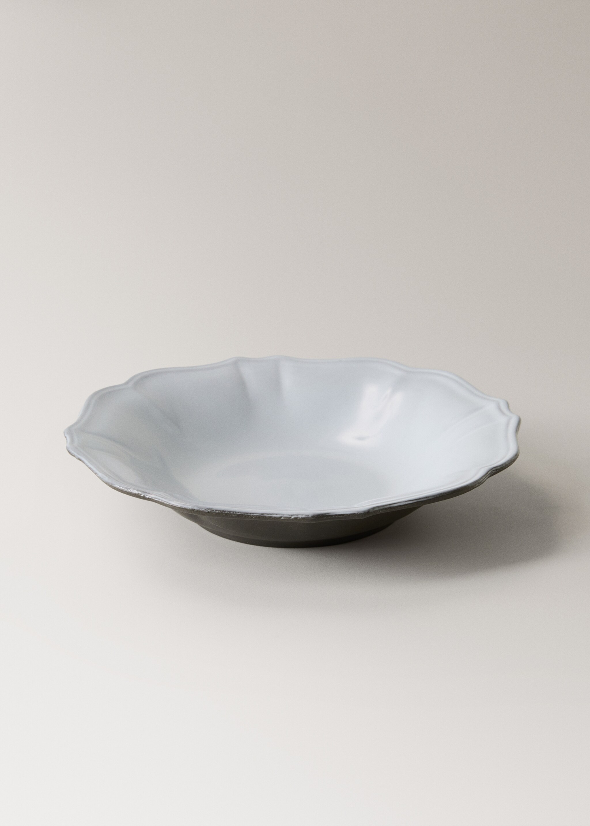 Assiette creuse clay - Détail de l'article 2, Gris clair/pastel. Ref: 17092033-00.