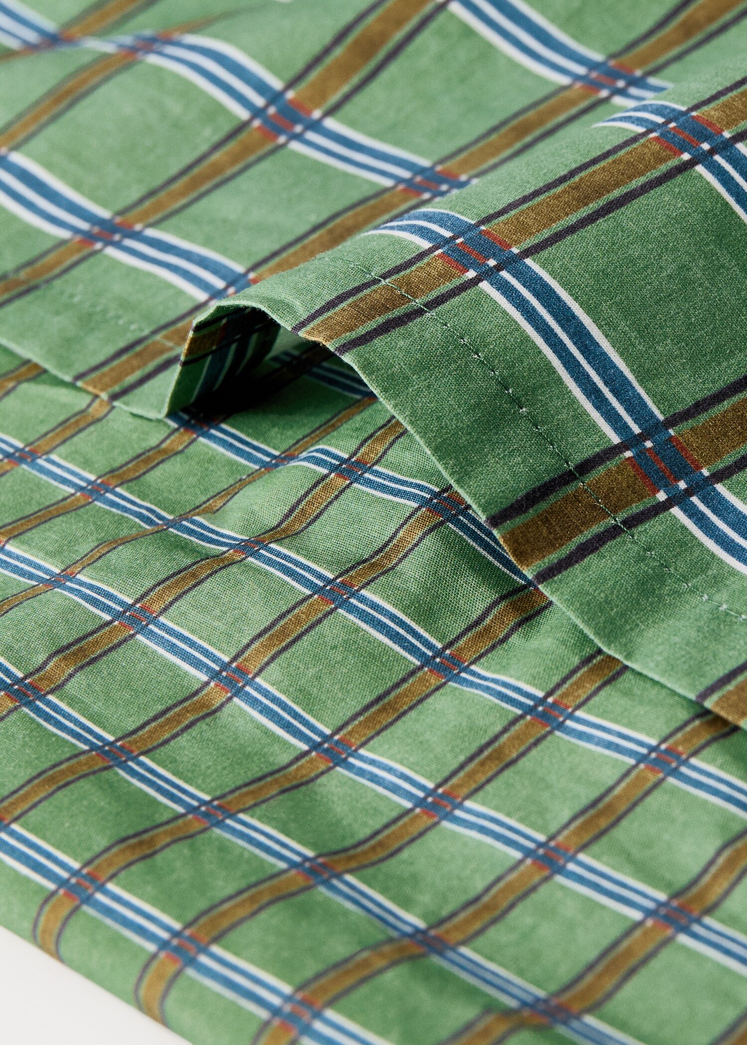 Reversible percale cotton check-print duvet cover for crib - Details of the article 1