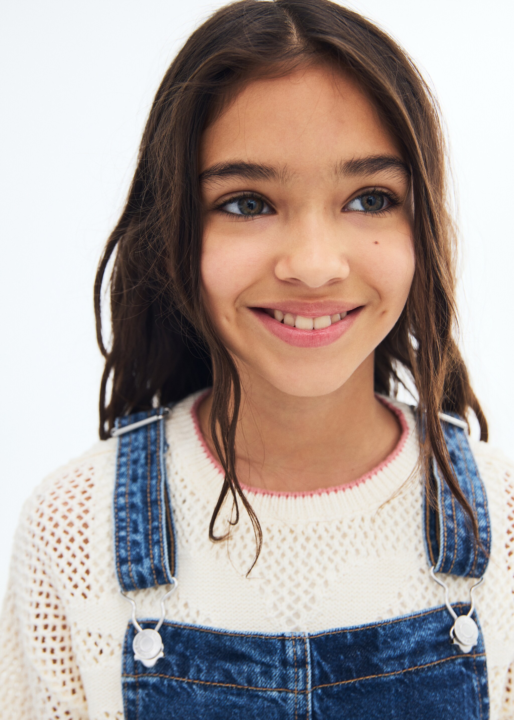 Short denim pinafore - Details of the article 1