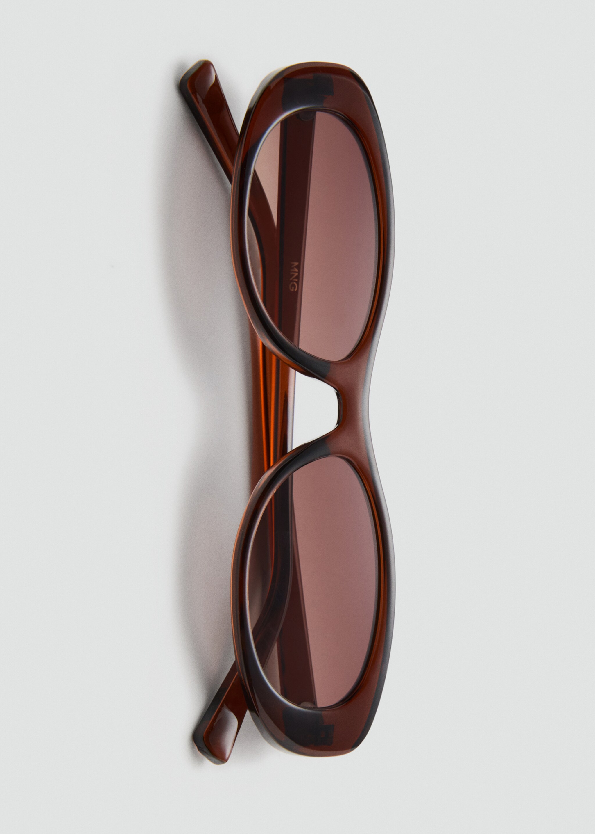 Sonnenbrille mit ovaler Fassung - Detail des Artikels 2
