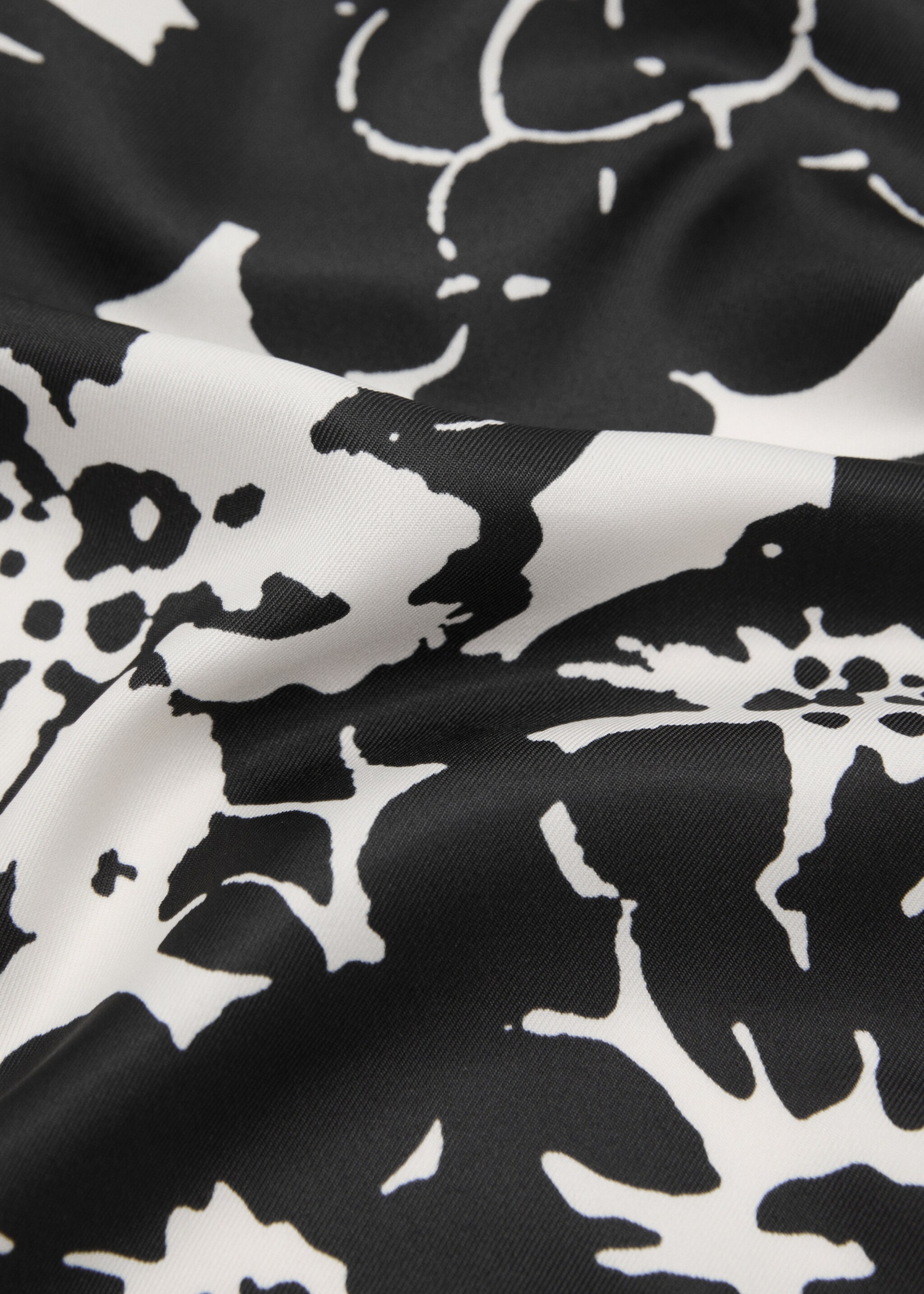 Floral-print satin scarf - Medium plane