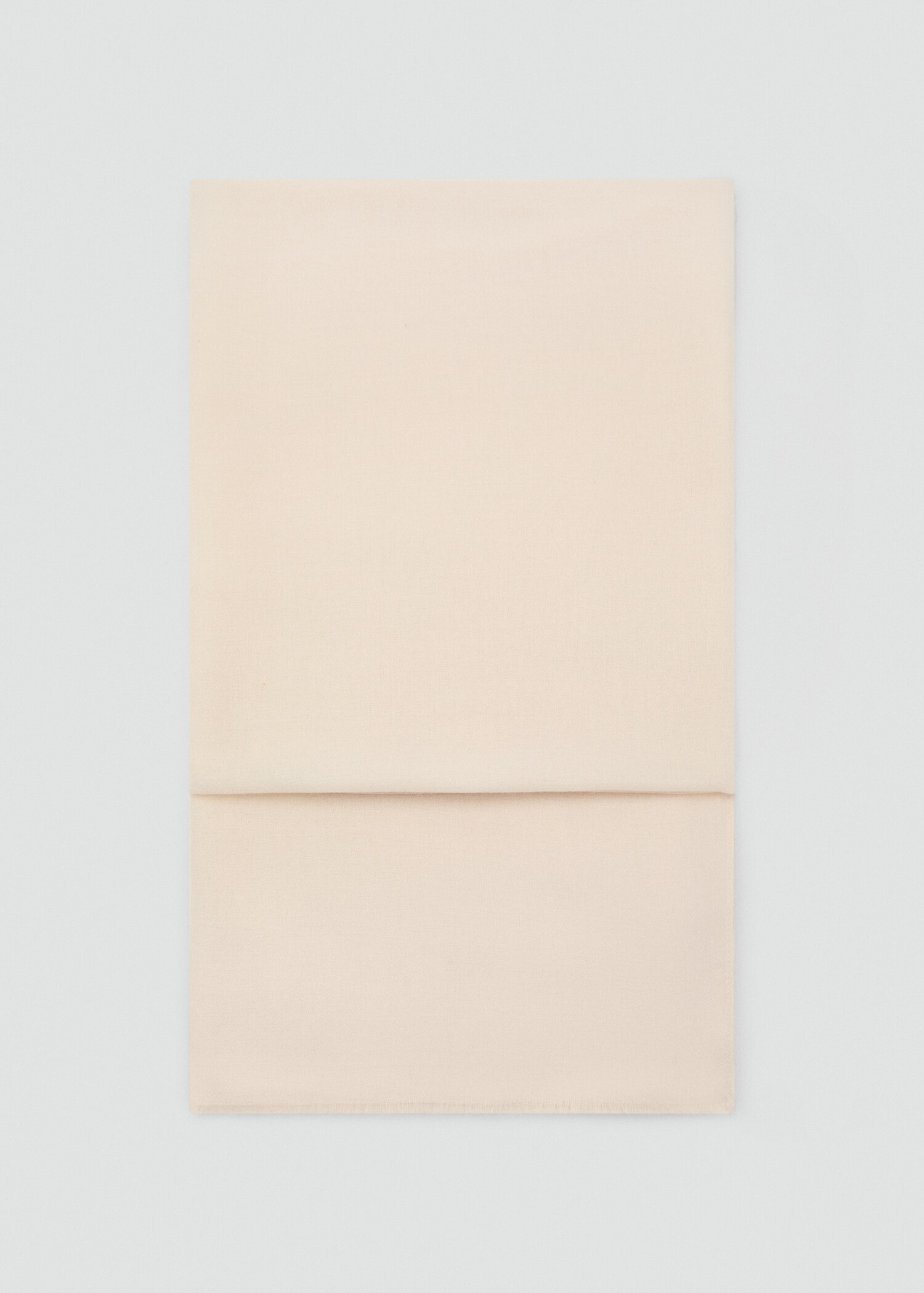Plain scarf with frayed ends - منتج دون نموذج