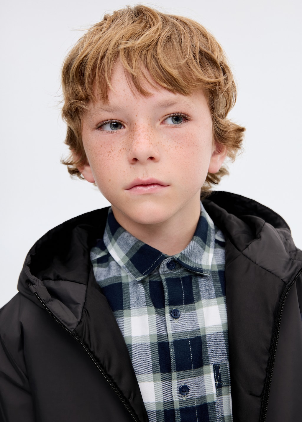 Water-repellent puffer coat