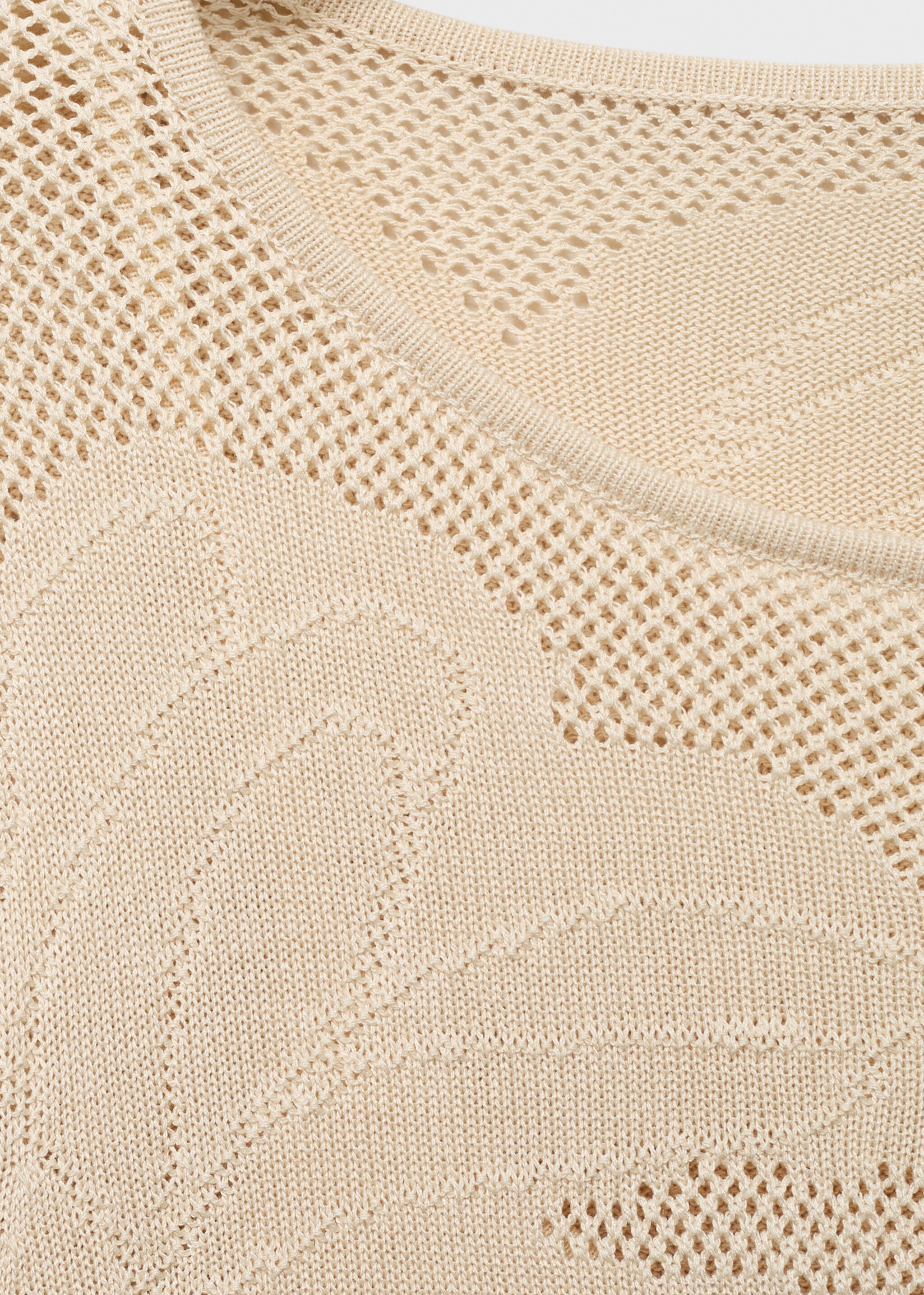 Strickkleid mit bestickten Blumen - Detail des Artikels 8