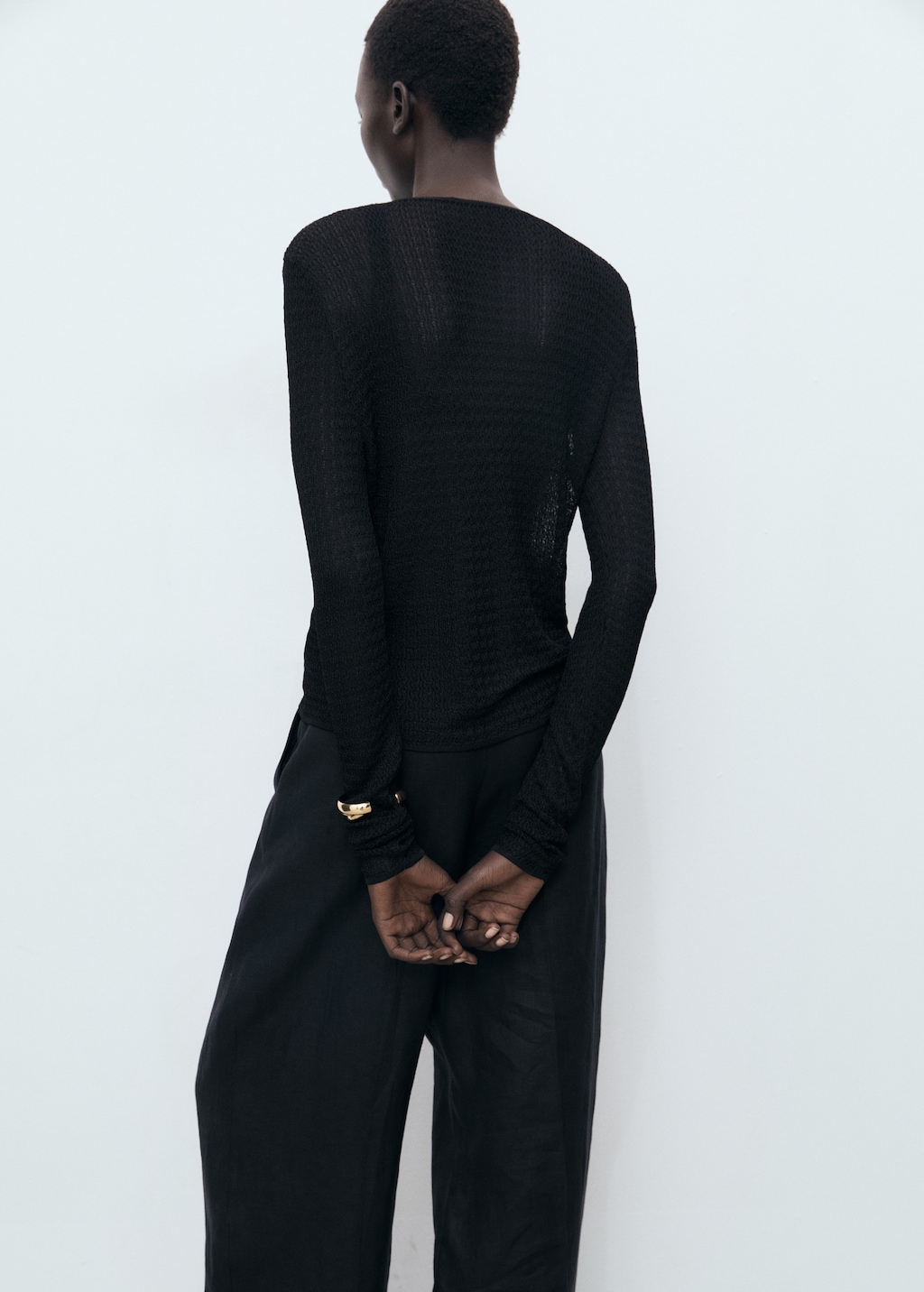 Knitted cardigan with ties