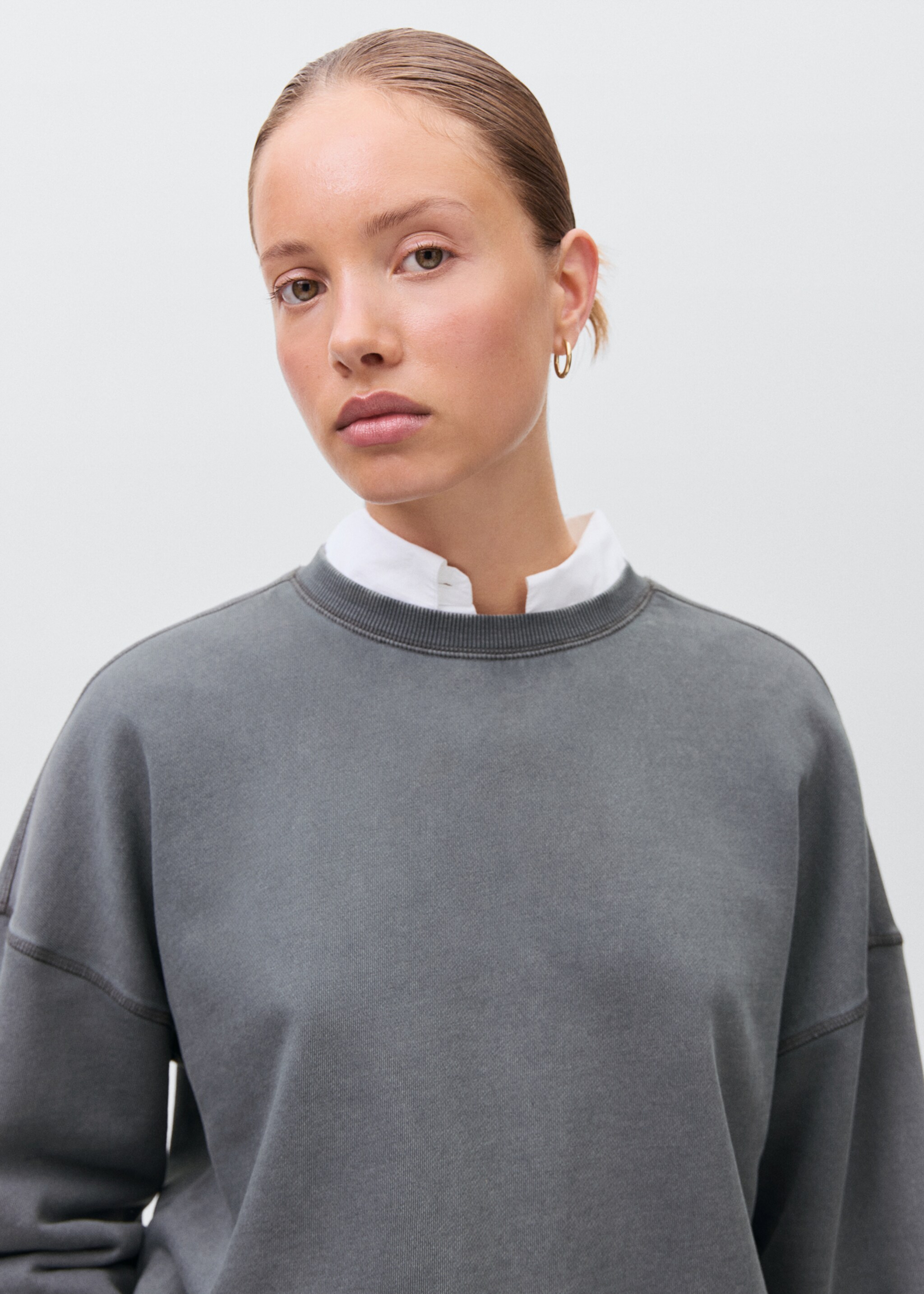 Enfärgad sweatshirt i bomull - Detaljer om artikeln 1, Kol. Ref: 17092909-00.