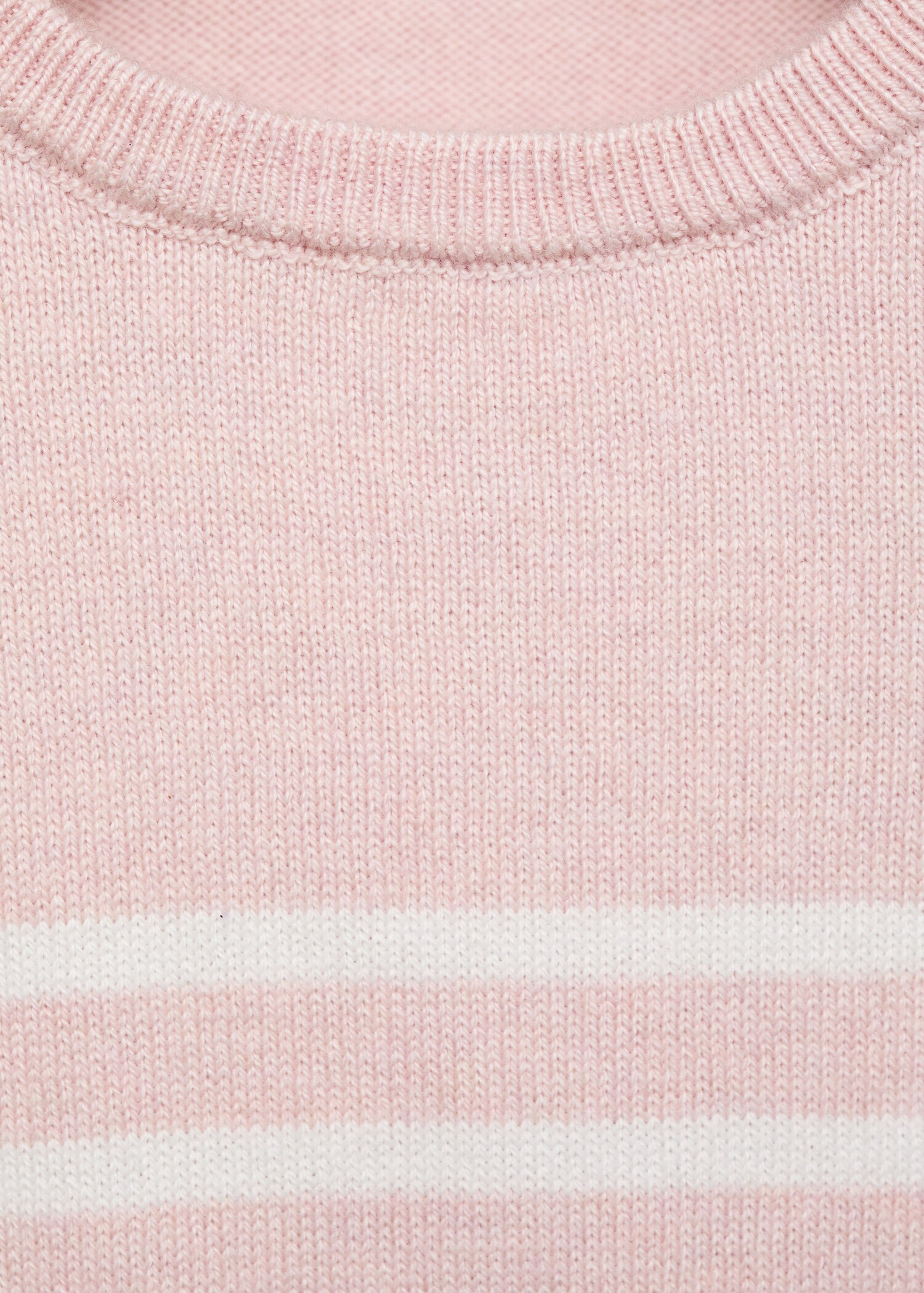 Camisola de malha às riscas - Pormenor do artigo 8