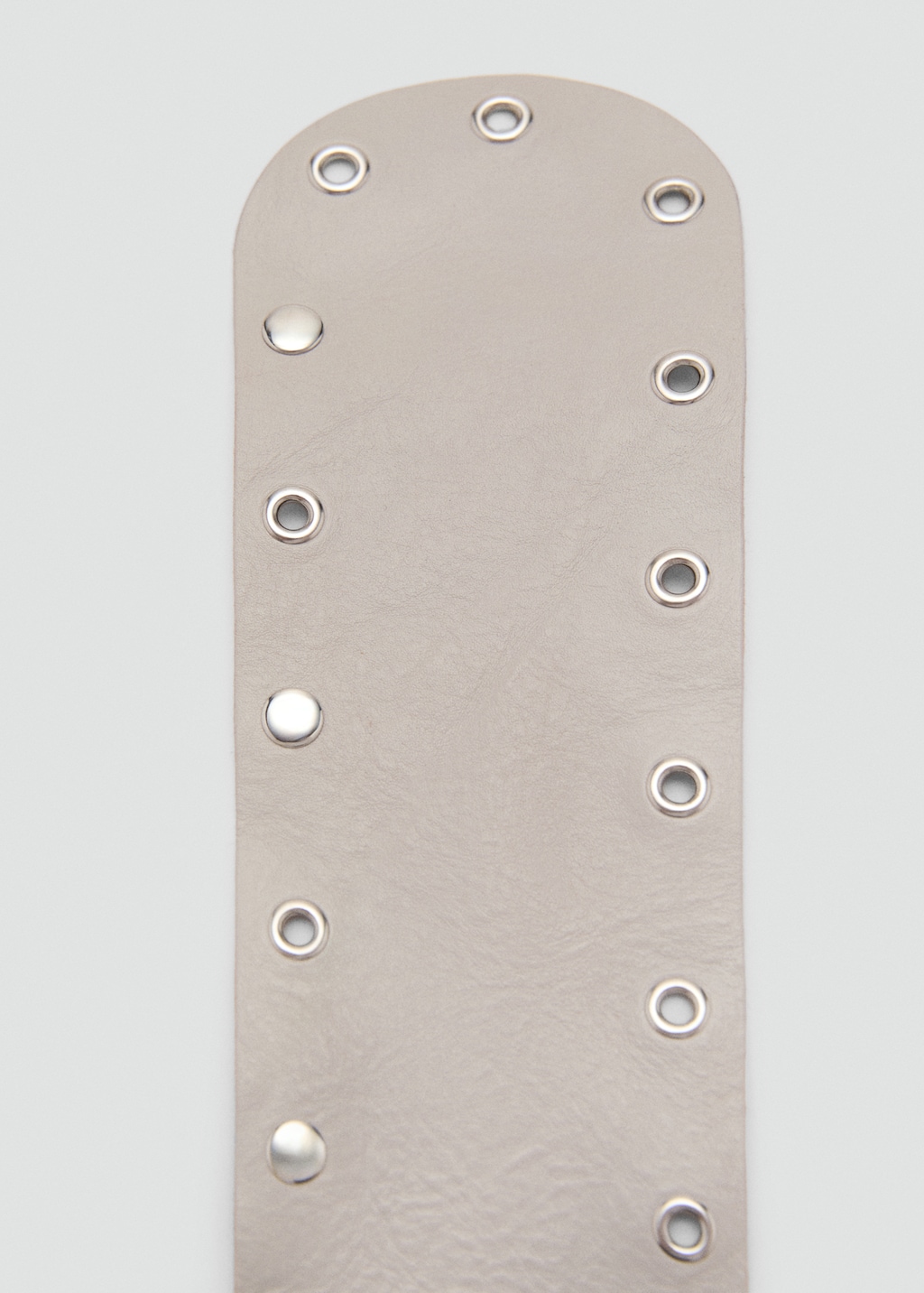 Leather belt with eyelets