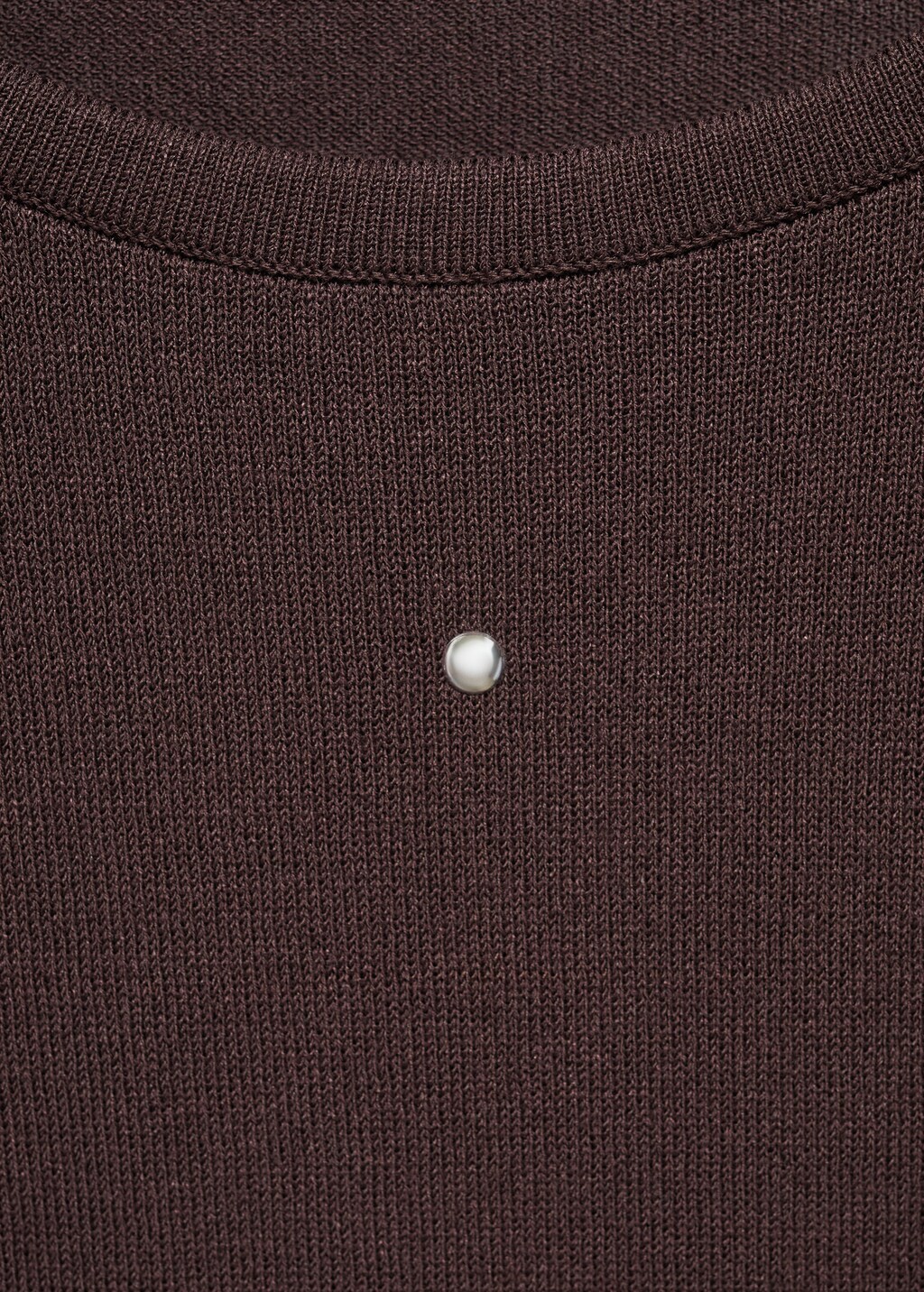 Knitted sweater with rhinestones